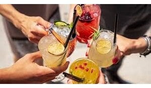 Alcohol-Free January: What We Recommend (and How to Choose What’s Right for You)