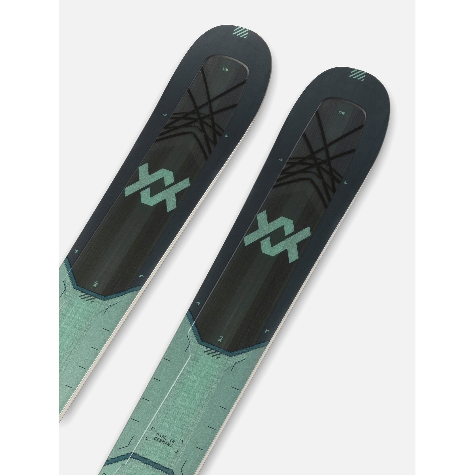 Volkl Volkl Mantra 84 Women's Skis 2026