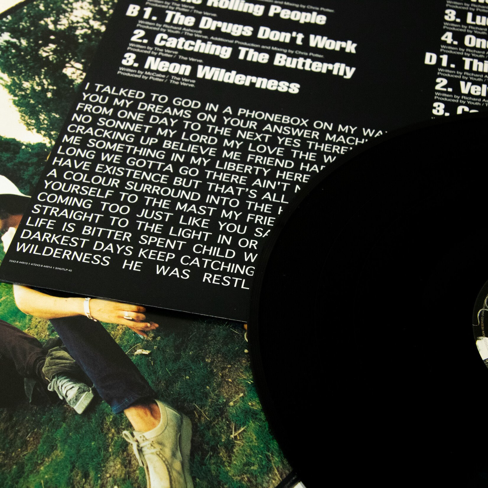 [Nick's Disk Pics] The Verve: Urban Hymns [Hut]