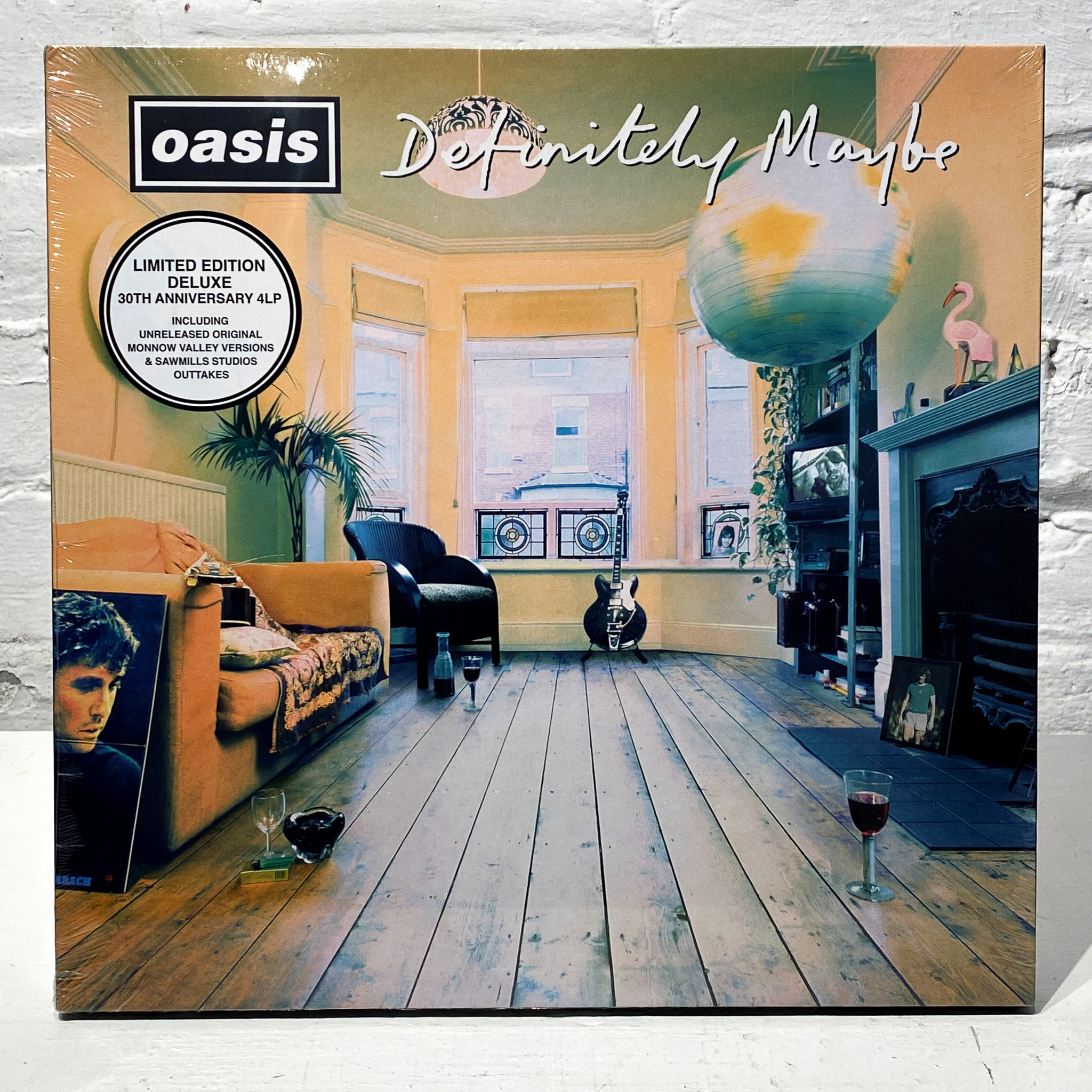 Oasis: Definitely Maybe (Limited Edition 30th Anniversary Oasis: Definitely Maybe (Limited Edition 30th Anniversary