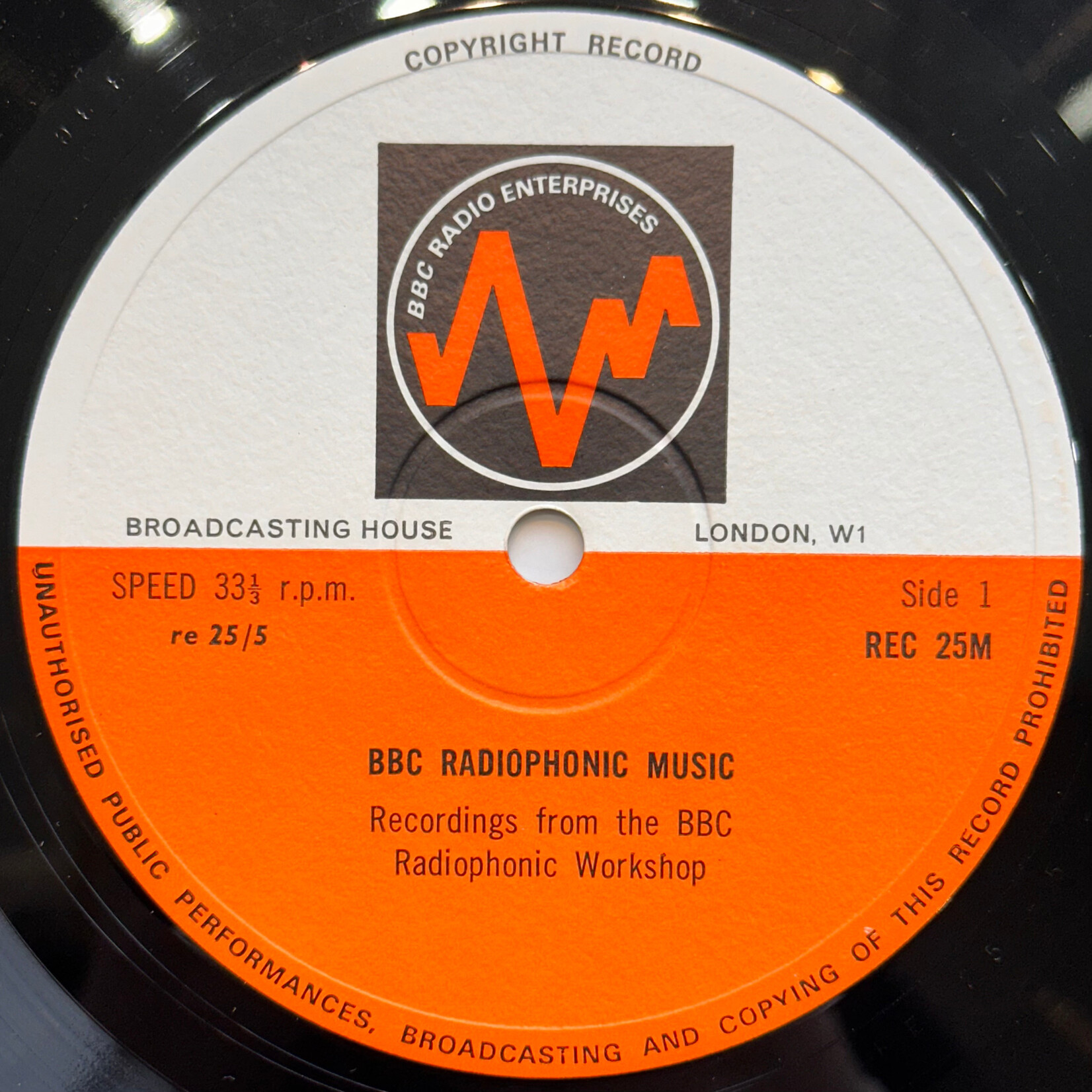 [Nick's Disk Pics] BBC Radiophonic Workshop: BBC Radiophonic Music (1968, UK, Ex) [BBC]
