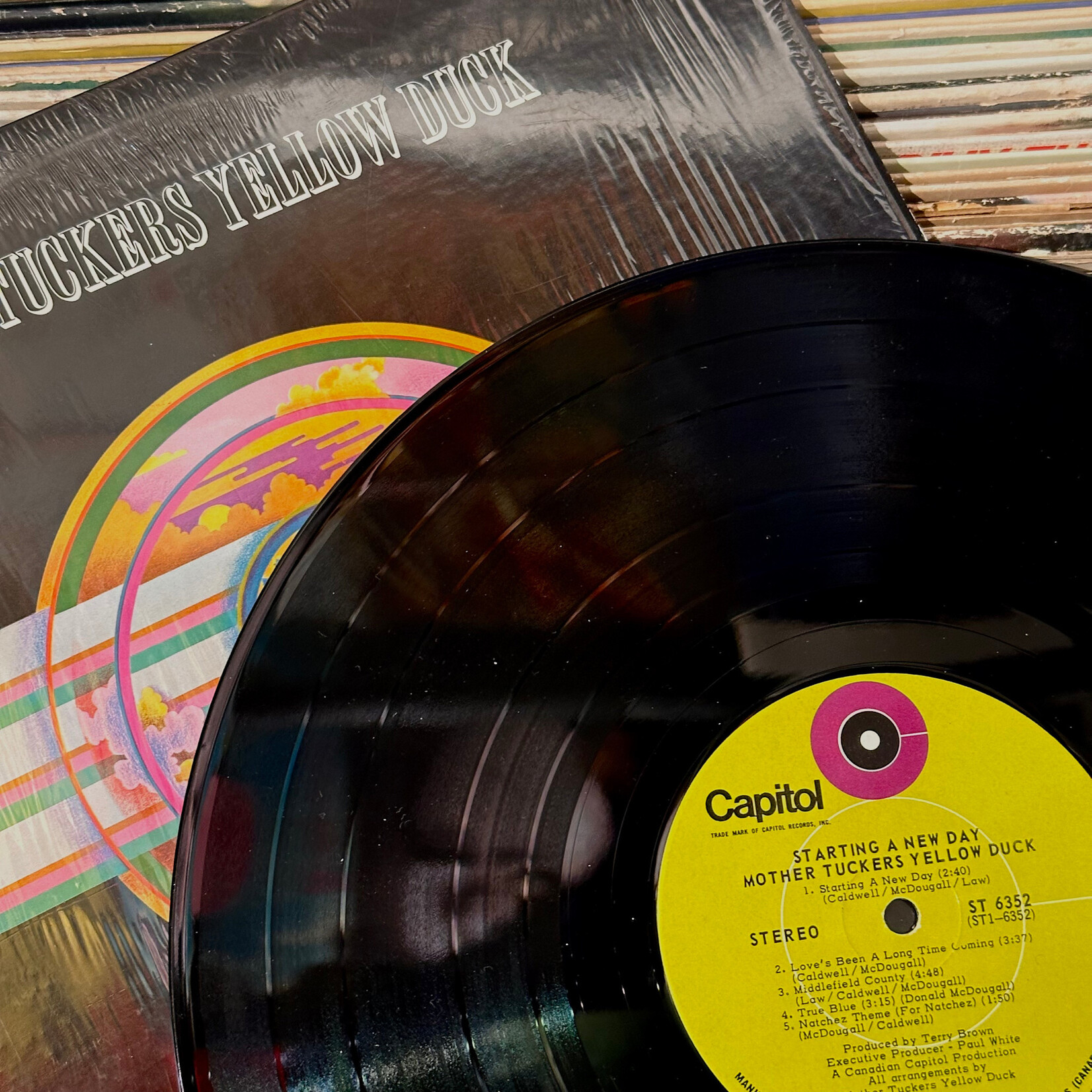 [Nick's Disk Pics] Mother Tuckers Yellow Duck: Starting A New Day (1970, Canada, VG+) [CAPITOL]