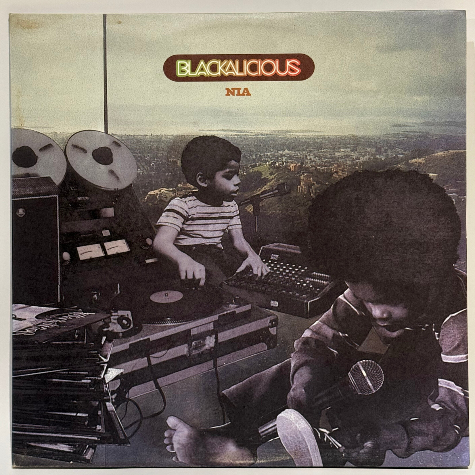 [Nick's Disk Pics] Blackalicious: Nia [QUANNUM] (200, USA, VG+, w/ OG Inners)