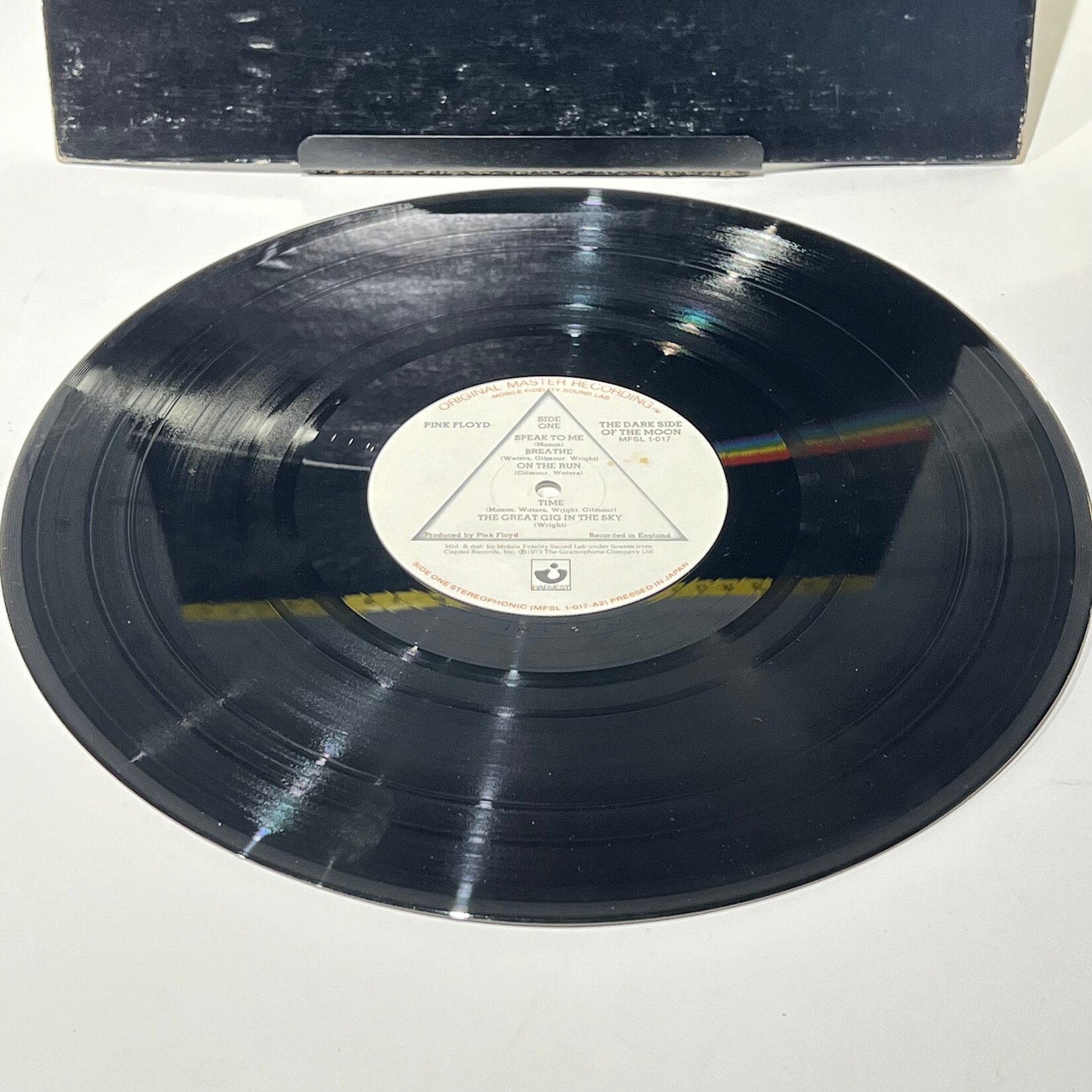 [Kollectible Vinyl] Pink Floyd: Dark Side of The Moon (1981, USA, Ltd. Edition Audiophile, w/ Insert, Disc VG+) [MOBILE FIDELITY SOUND]