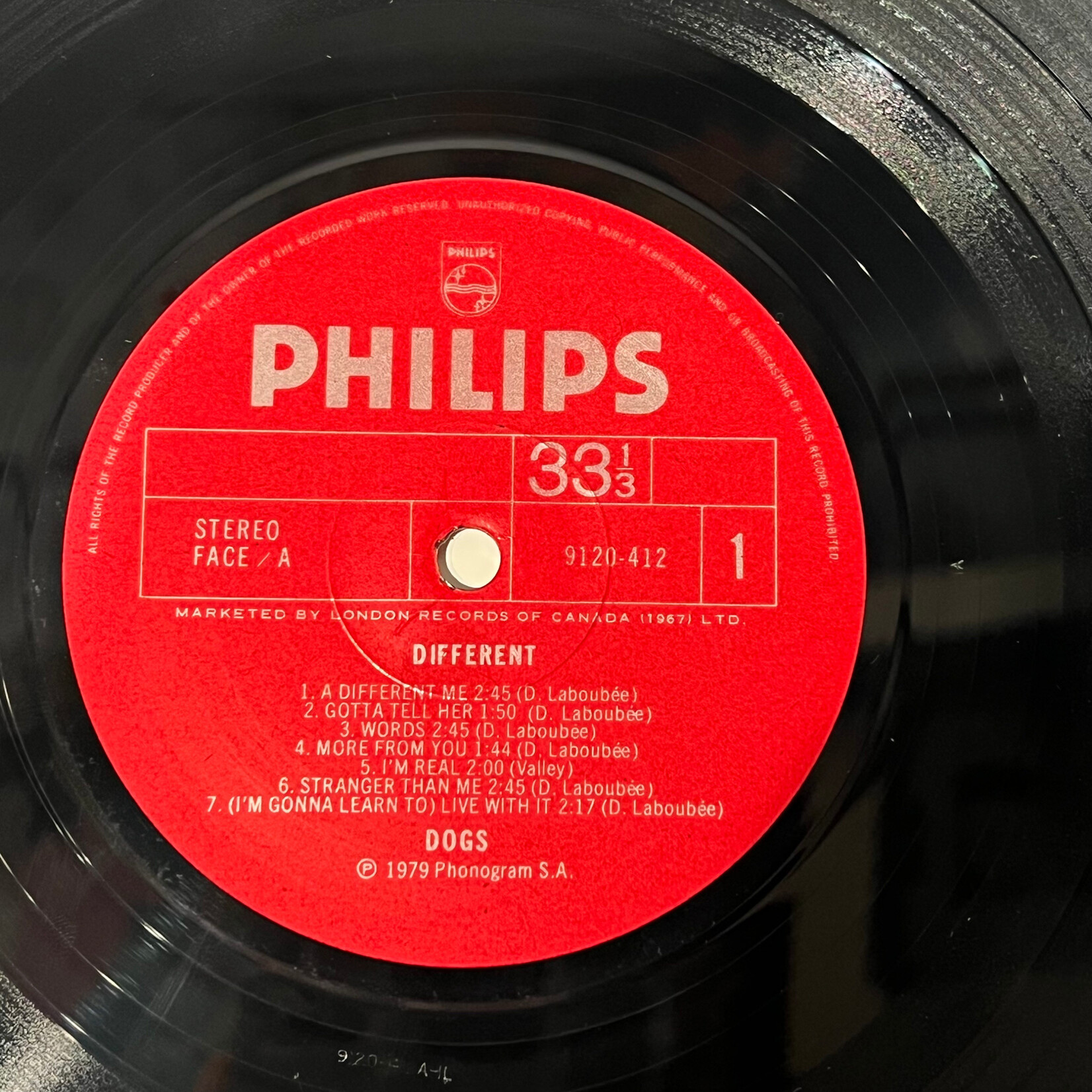 [Kollectible Vinyl] Dogs: Different (1979, Canada, VG+) [PHILIPS]