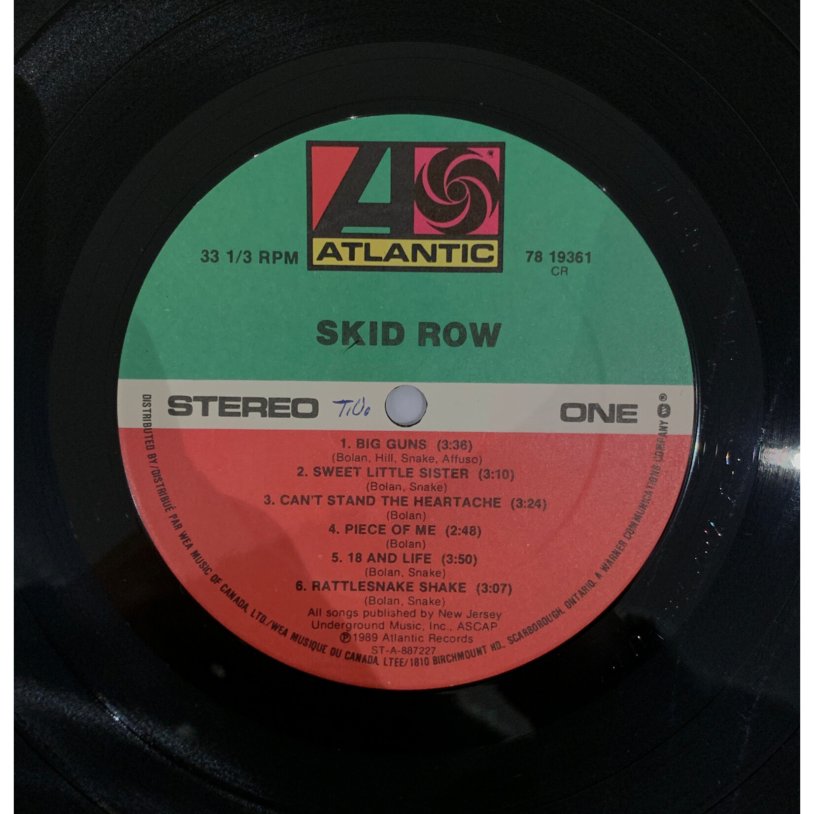 [Kollectible Vinyl] Skid Row: Self Titled (1989, Canada, VG+) [ATLANTIC]