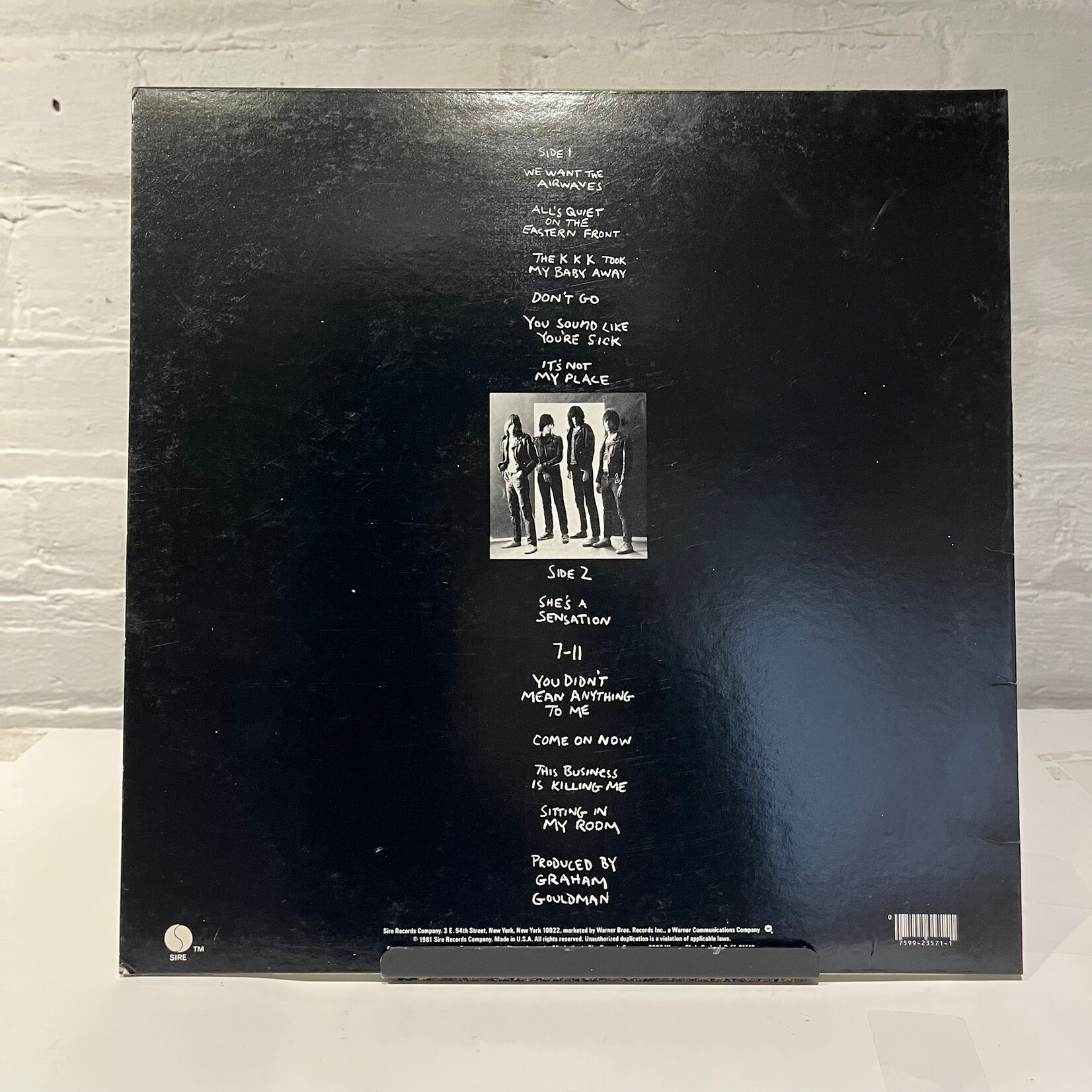 [Kollectible Vinyl] Ramones: Pleasant Dreams (1981, USA, Promo Stamp, w/ Inner, VG+) [SIRE]