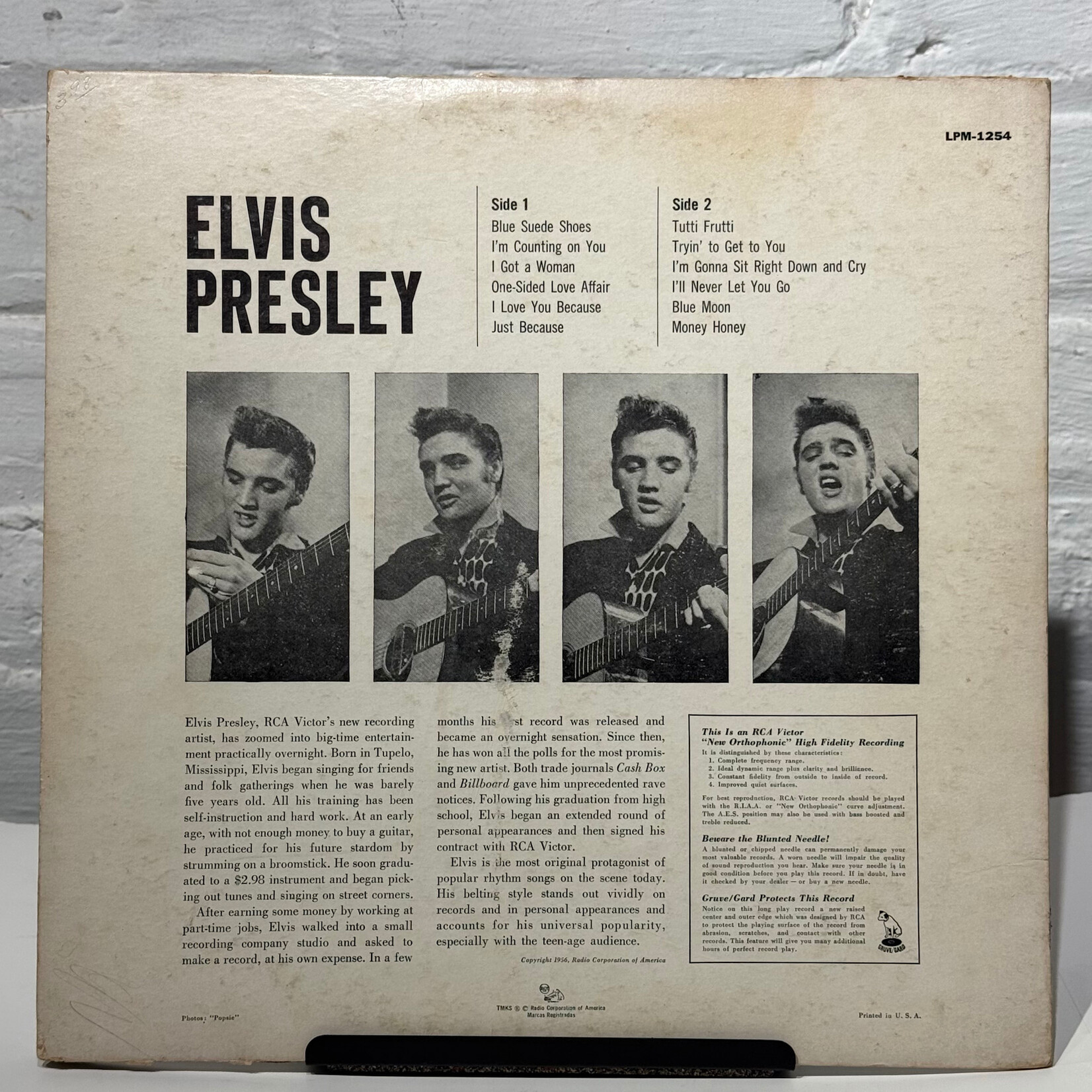 [Kollectible Vinyl] Presley, Elvis: Elvis Presley (1956, Canada, Blue Label RCA, VG) [RCA]