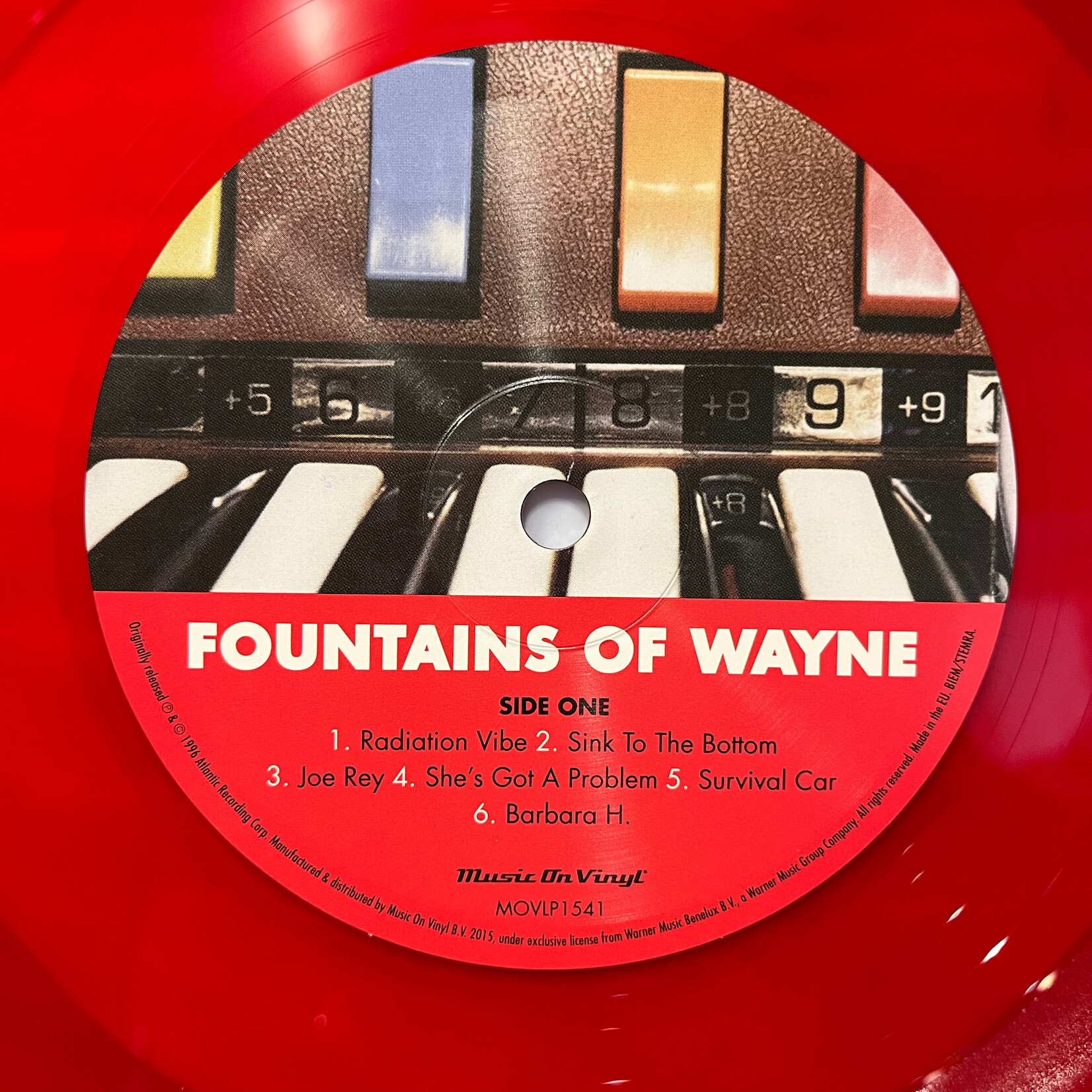 [Kollectible Vinyl] Fountains Of Wayne: Fountains Of Wayne (2021, Europe, Red Wax, Ex) [MUSIC ON VINYL]