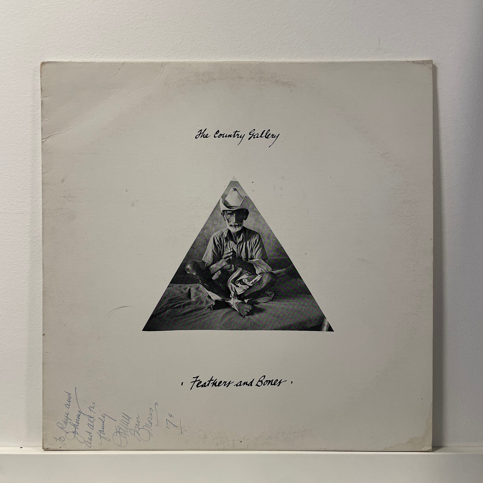 [Kollectible Vinyl] Towell, Larry: Feathers And Bones (1980, Canada, VG+) [COUNTRY GALLERY]