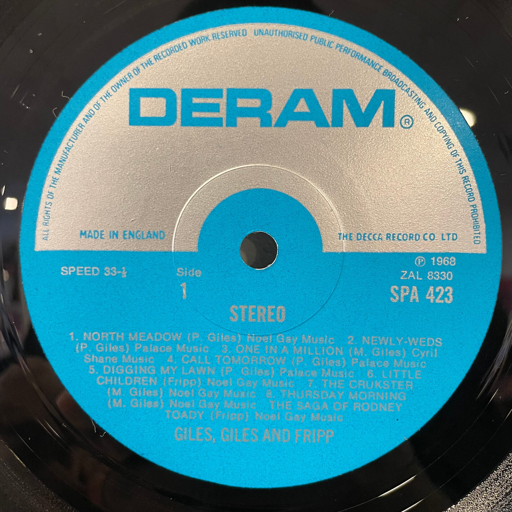 [Kollectible Vinyl] Giles, Giles And Fripp: The Cheerful Insanity Of Giles, Giles And Fripp (1975, UK, VG+) [DERAM]