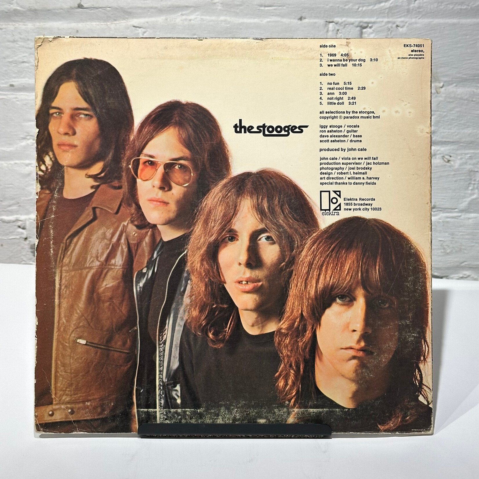 [Kollectible Vinyl] Stooges, The: Self-titled (1969, Canada, Gold Label, VG) [ELEKTRA]