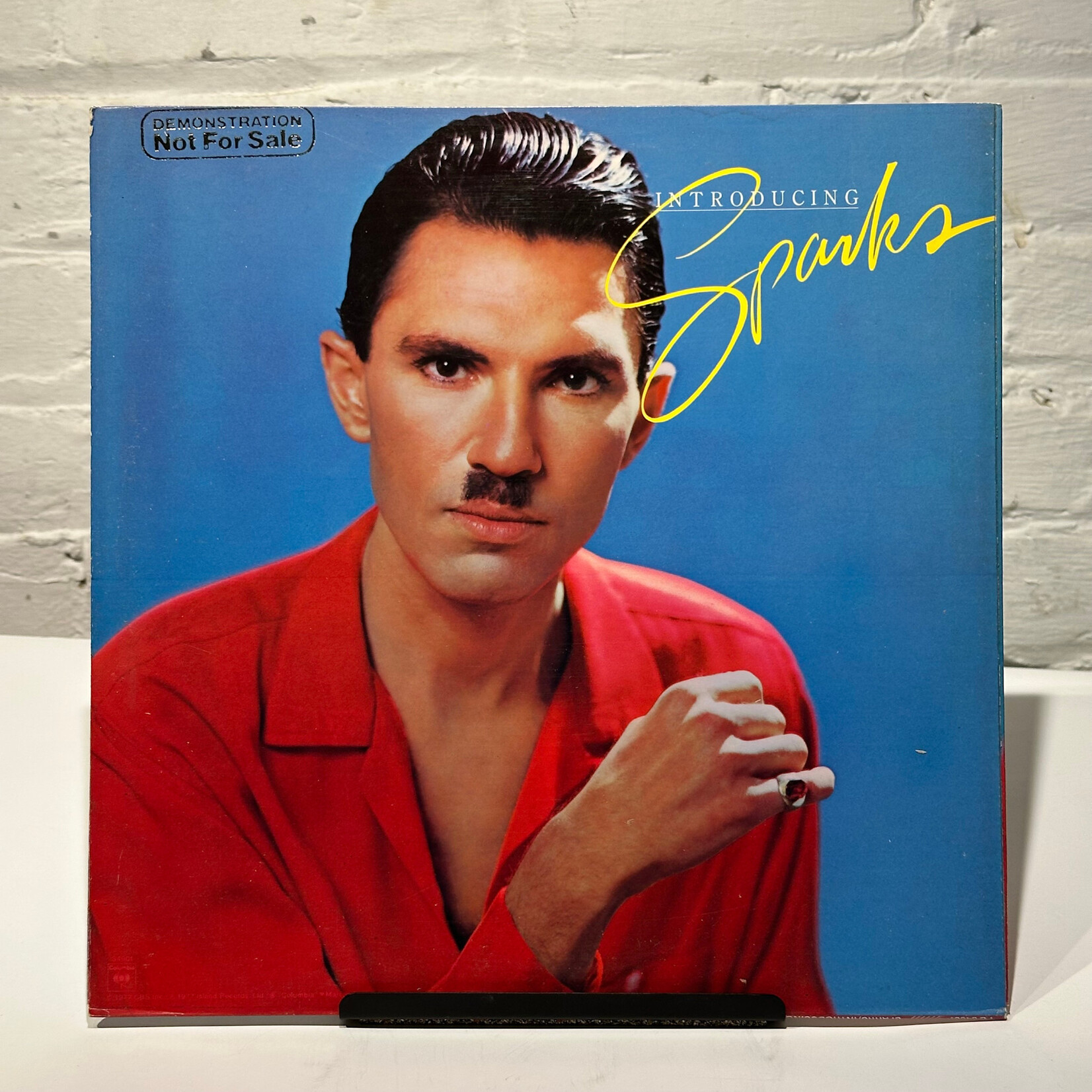 [Kollectible Vinyl] Sparks: Introducing Sparks (1977, USA, Promo Red Wax, VG+) [COLUMBIA]