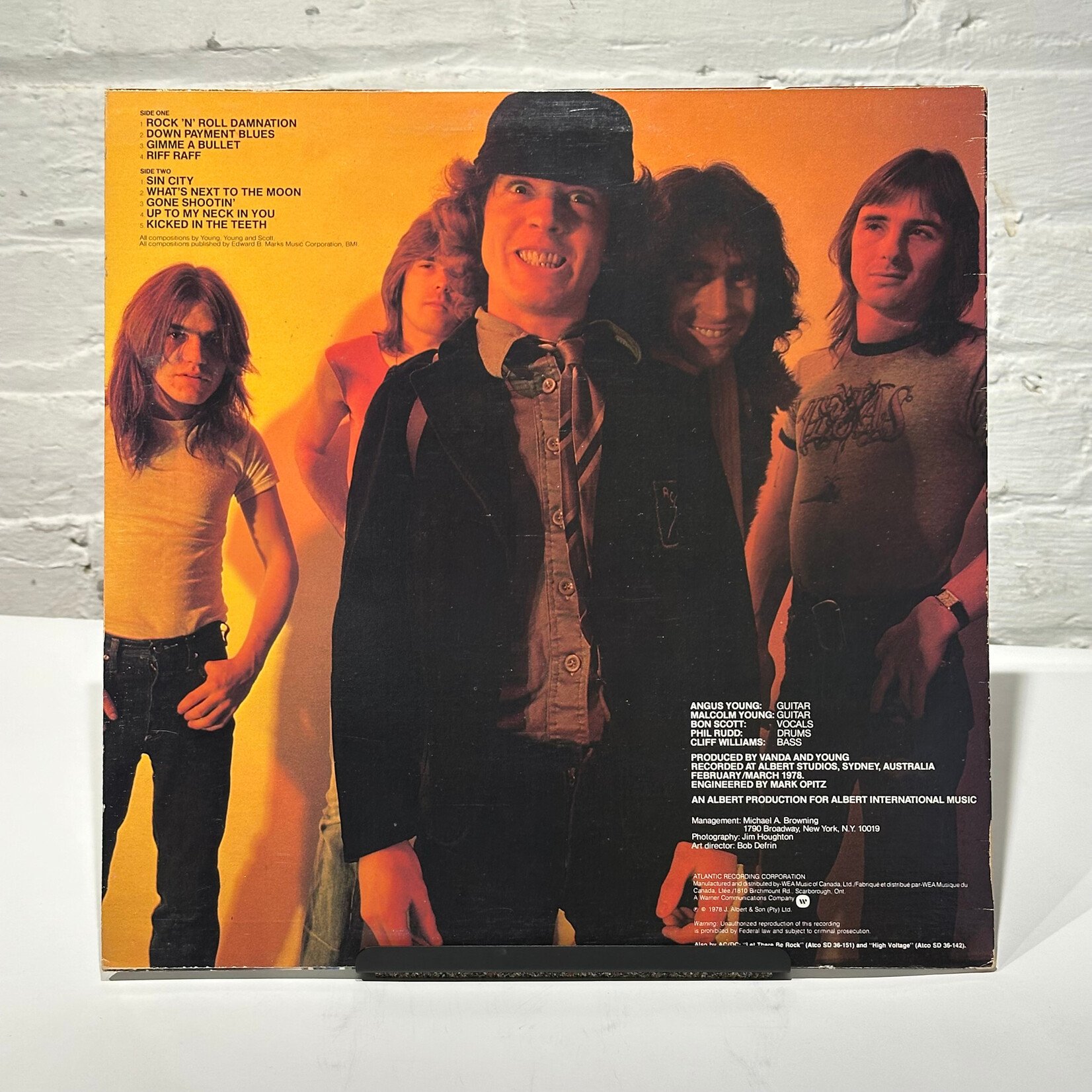 [Kollectible Vinyl] AC/DC: Powerage (1978, Canada, Limited Edition, Red Translucent, VG+) [ATLANTIC]