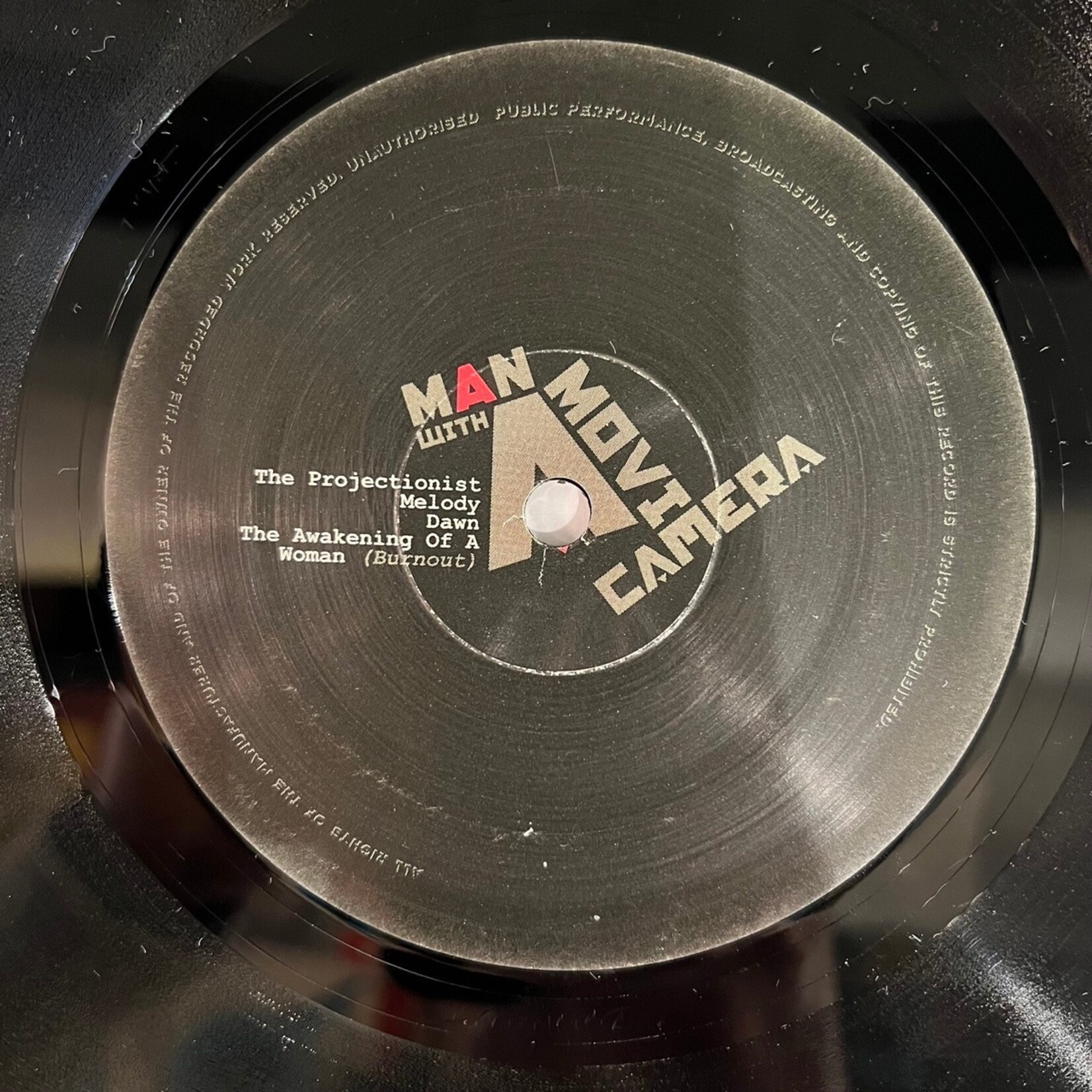 [Kollectible Vinyl] Cinematic Orchestra: Man With A Movie Camera (2003, UK, VG+) [NINJA TUNE]