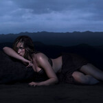 [New] McRae, Tate: So Close to What??? (Deluxe) (2LP-ultra clear vinyl) [RCA]