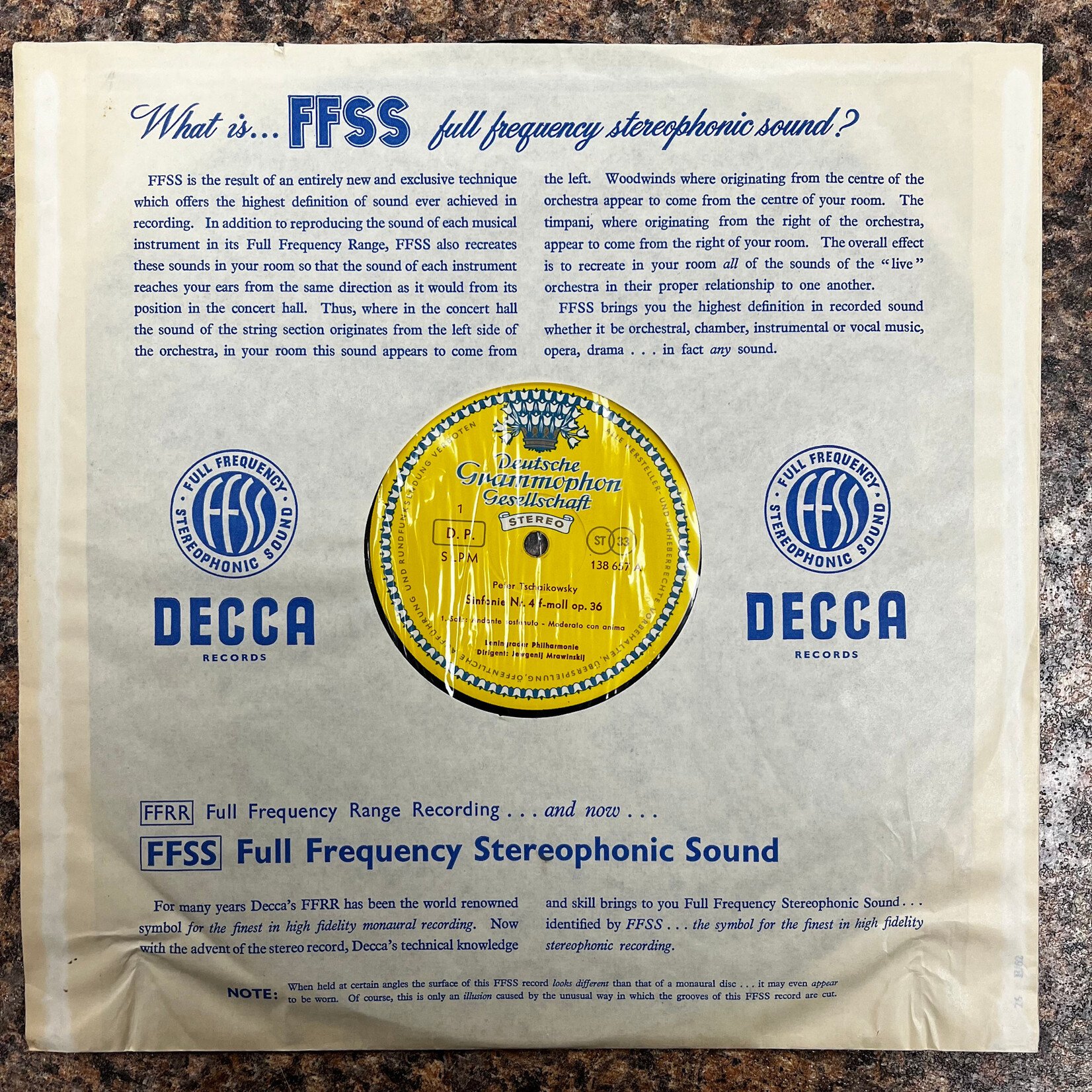 [Kollectible Vinyl] Peter Tschaikowsky, Leningrader Philharmonie, Jewgenij Mrawinskij: Sinfonie Nr. 4 F-moll Op. 36 = Symphony No. 4 In F Minor, Op. 36 [Deutsche Grammophon]