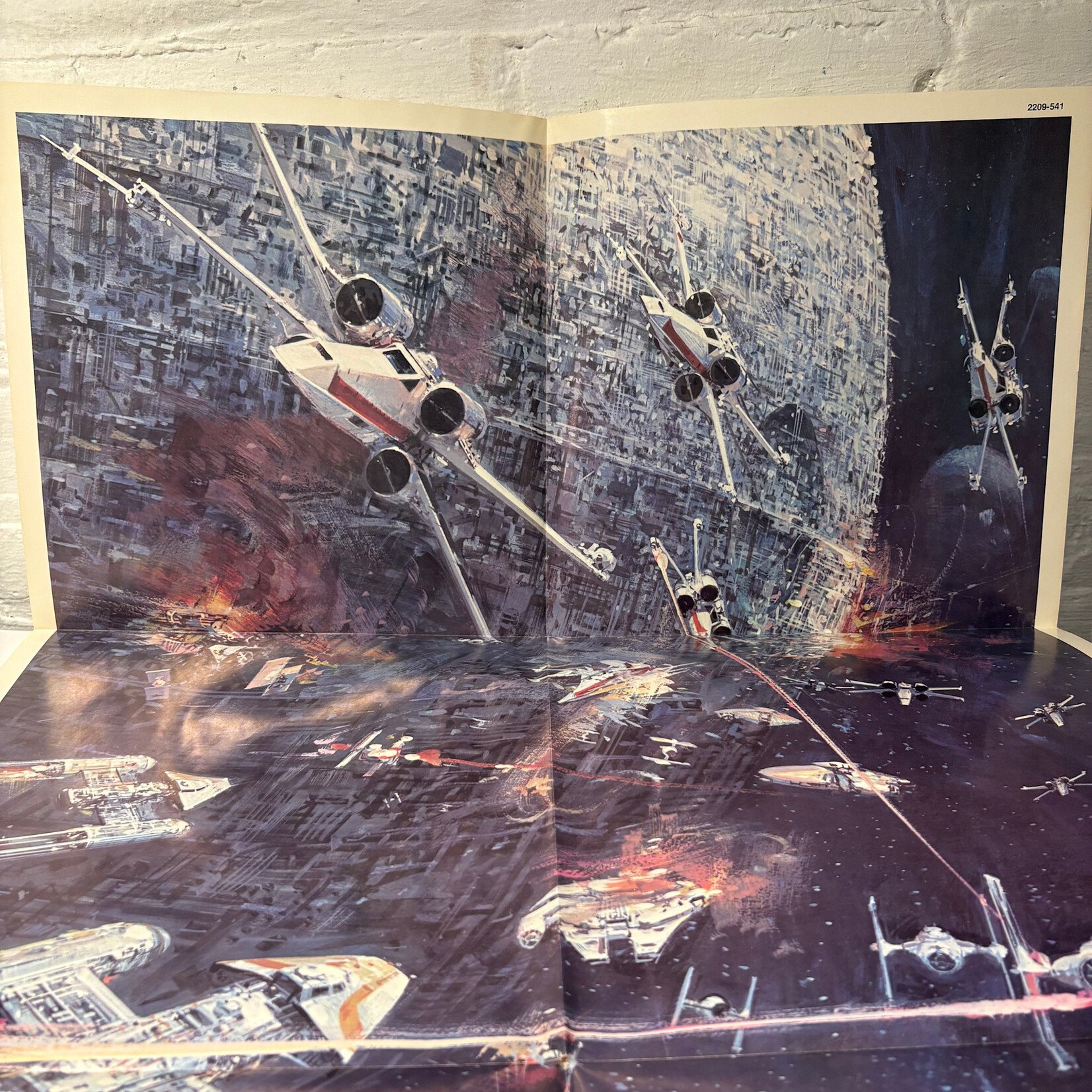 [Kollectible Vinyl] Williams, John & The London Symphony Orchestra: Star Wars (1977, Canada, Original w/ Death Star Poster, Ex) [20th CENTURY]