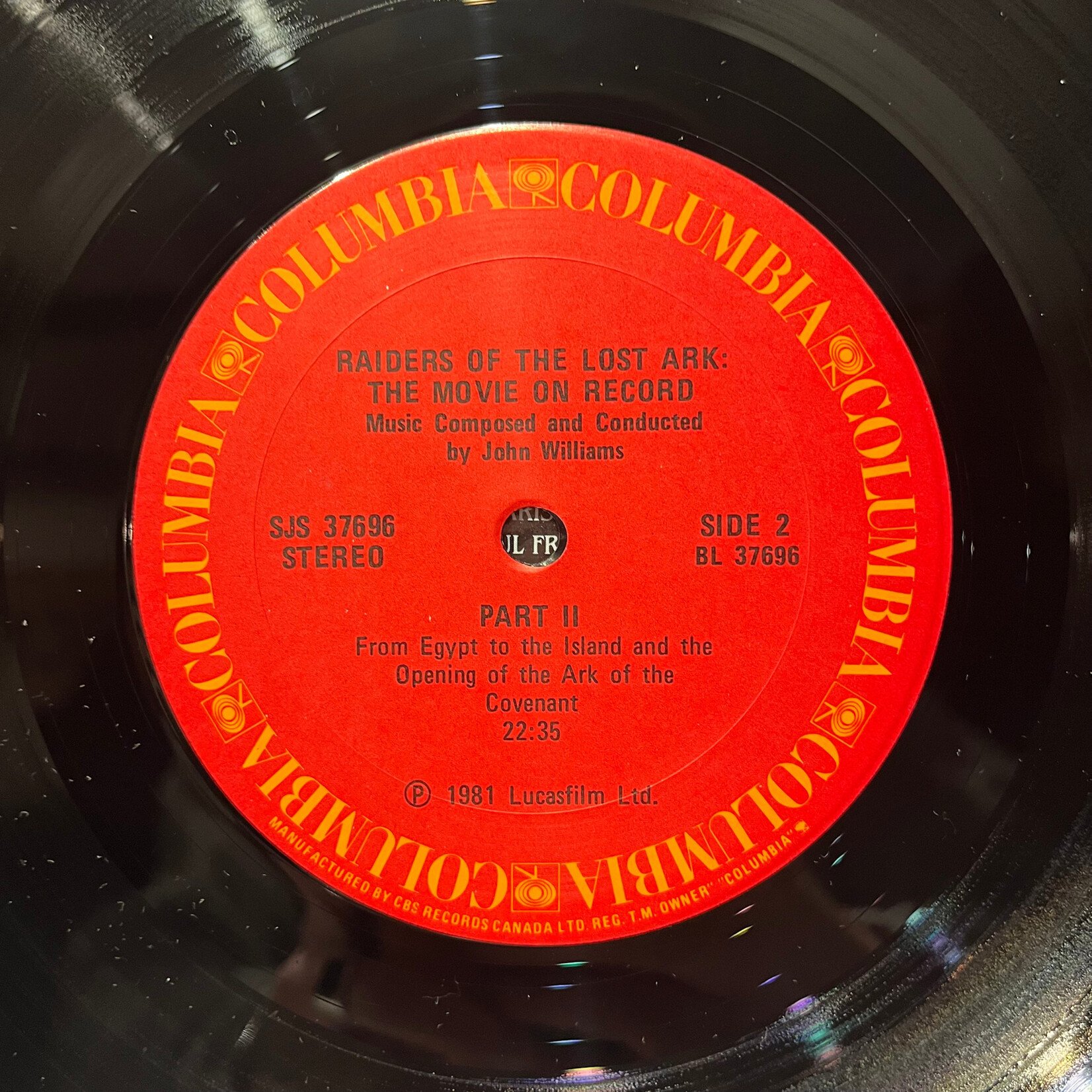 [Kollectible Vinyl] Williams, John: Raiders Of The Lost Ark: The Movie On Record (1981 Issue, in Shrink, w/ Hype Sticker and Book, NM) [COULUMBIA]