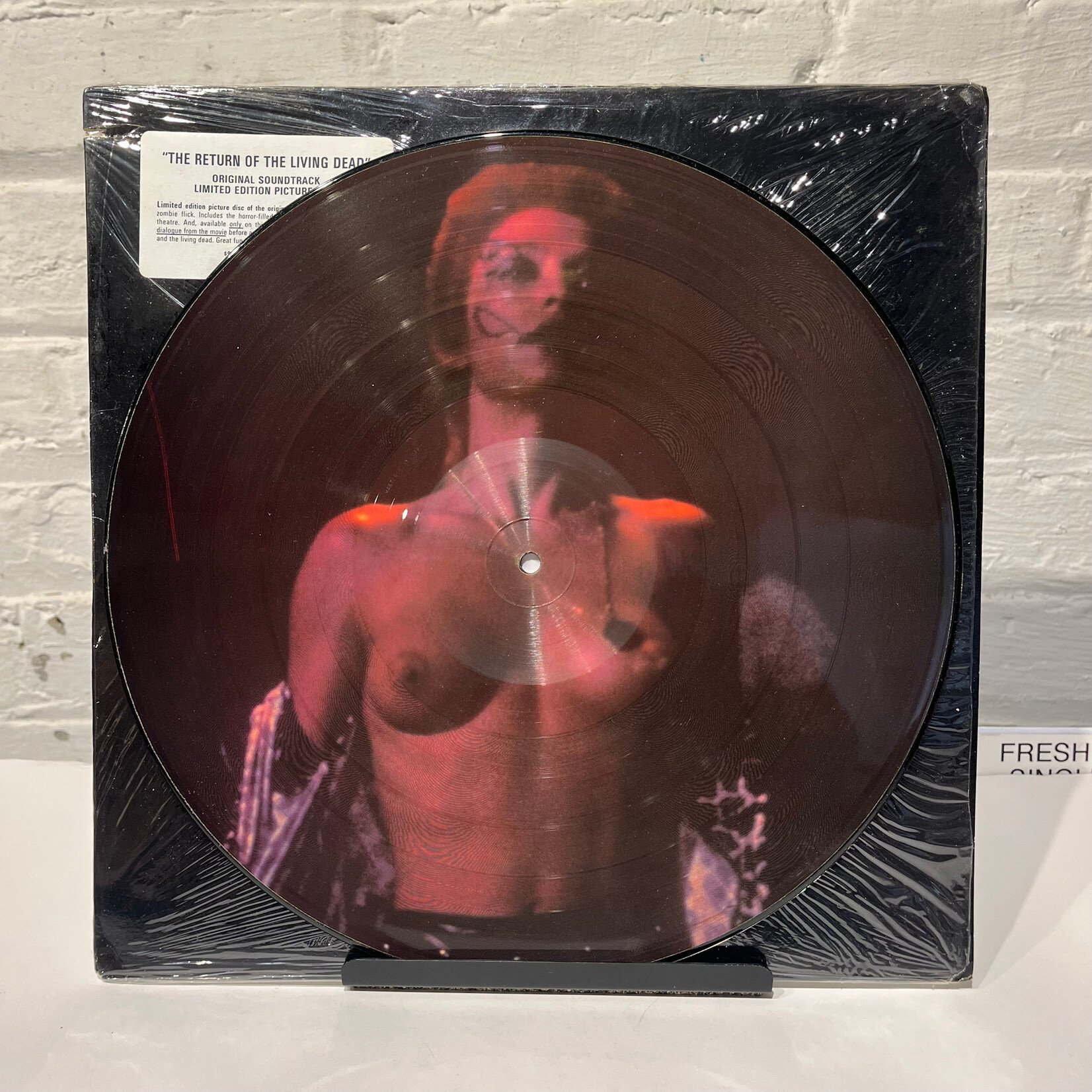 [Kollectible Vinyl] Various: The Return Of The Living Dead (Original Motion Picture Soundtrack) (1985, US, Ltd. Edition Picture Disk, w/ Merch Form, NM) [ENIGMA]