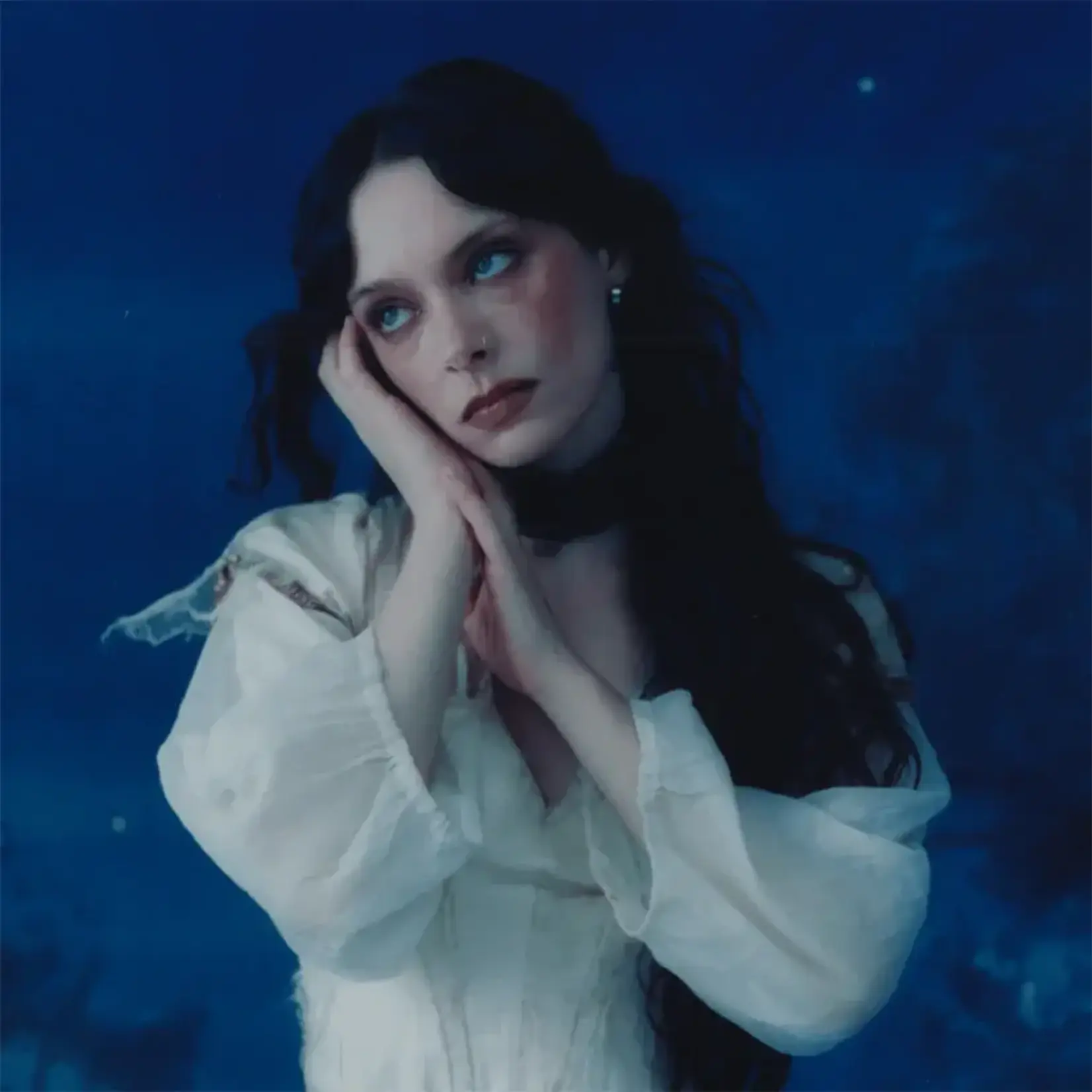 [New] Humberstone, Holly: Cruel World (pearl white colored vinyl-indie exclusive) [INTERSCOPE]