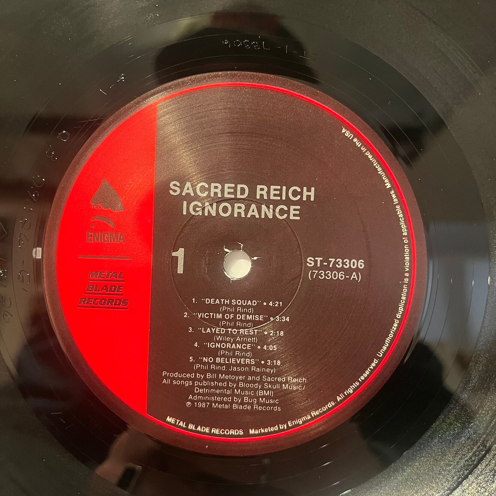 [Kollectible Vinyl] Sacred Reich: Ignorance (1987, USA, w, insert, VG+) [METAL BLADE]