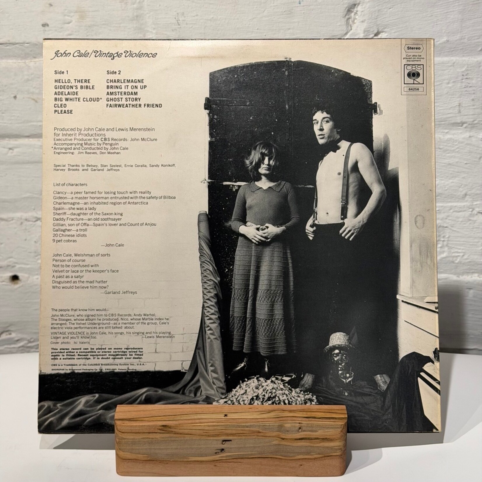 [Kollectible Vinyl] Cale, John: Vintage Violence (1974, UK, VG+) [CBS]