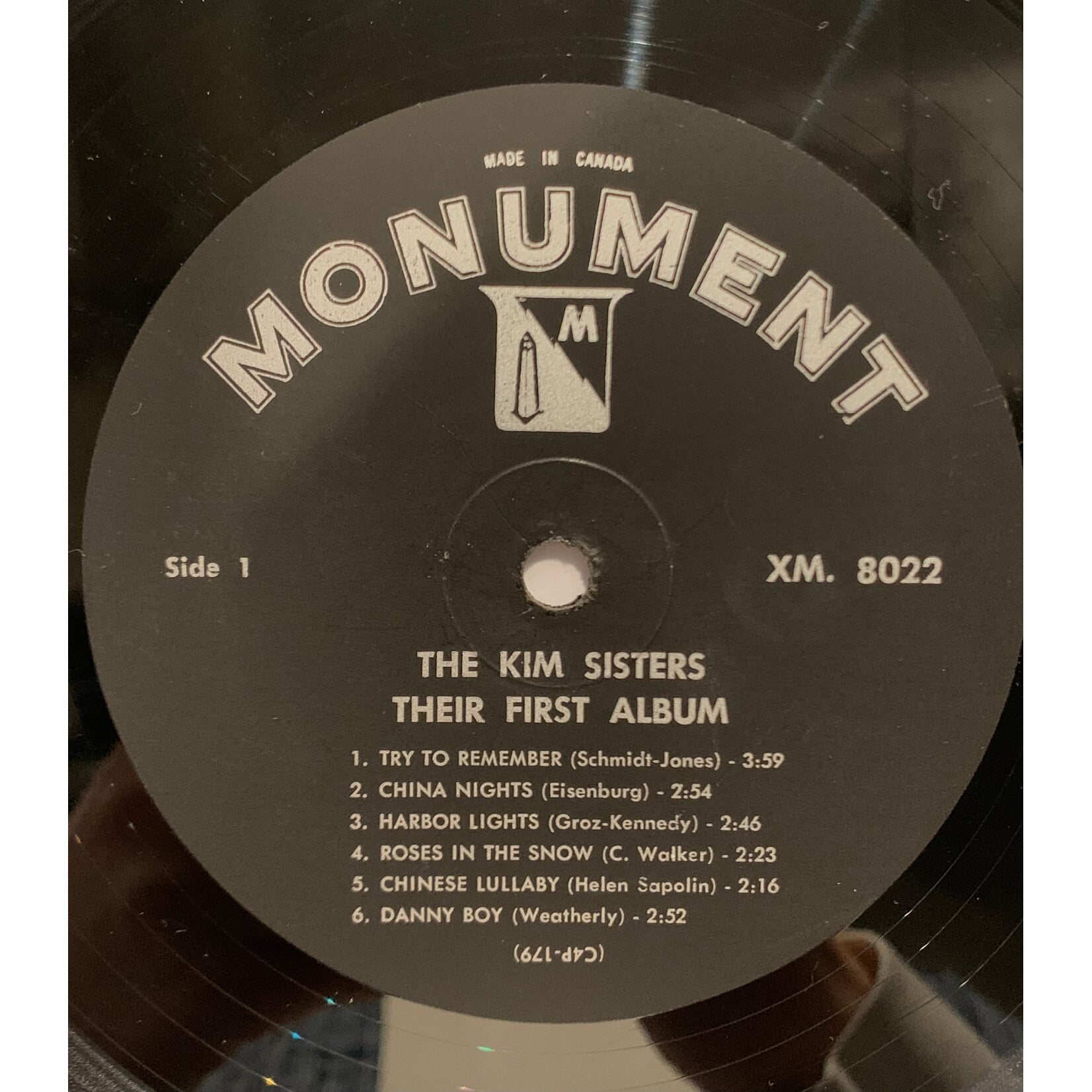 [Kollectible Vinyl] Kim Sisters: Their First Album (1959, Canada, Mono, VG+) [MONUMENT]