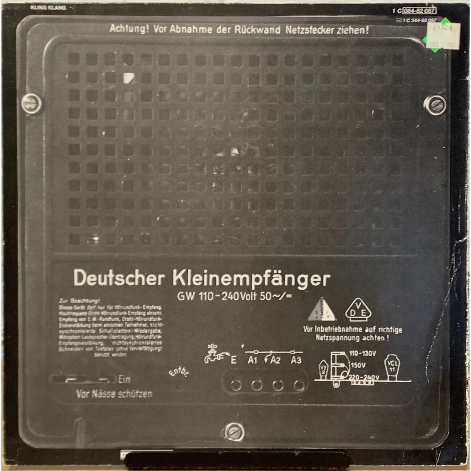 [Kollectible Vinyl] Kraftwerk: Radio-Aktivität (1970's, Germany, w/ OG Inner sleeve, Disc VG+) [KLING KLANG]