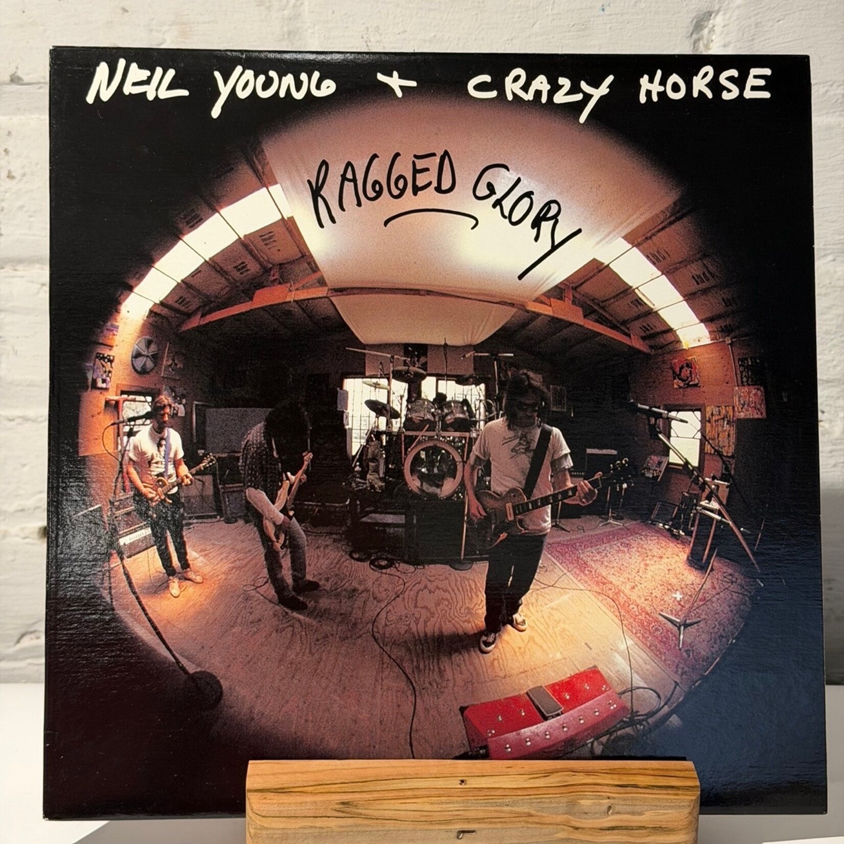 [Nick's Disk Pics] Young, Neil & Crazy Horse: Ragged Glory (1990, CANADA, w/OIS, Ex) [REPRISE]