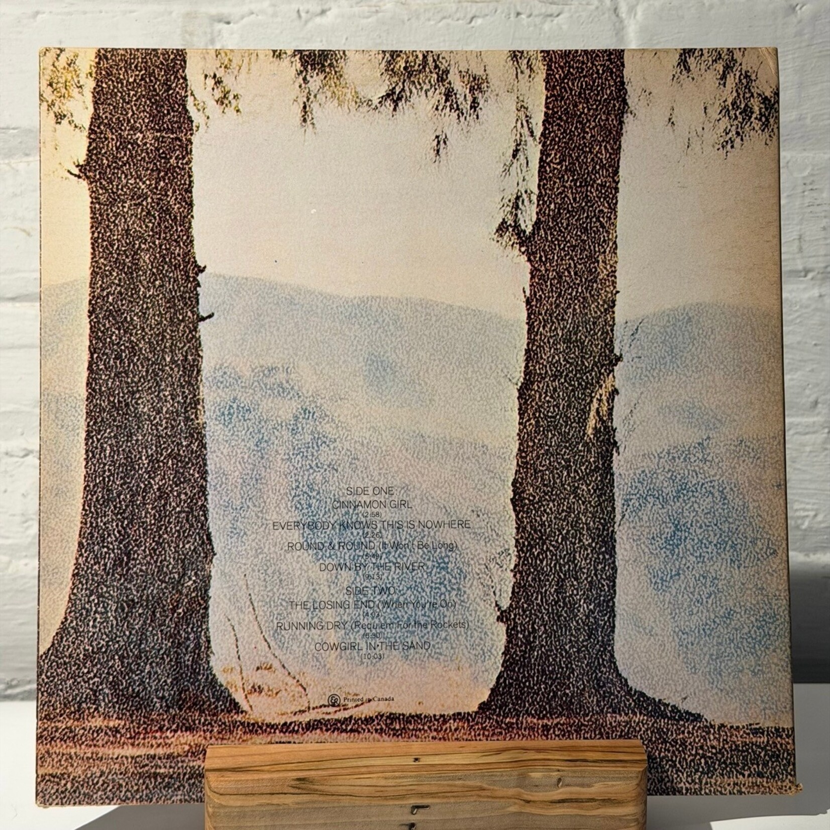 [Nick's Disk Pics] Young, Neil & Crazy Horse: Everybody Knows This Is Nowhere (1969, CANADA, Tri-Colour Reprise) [REPRISE]