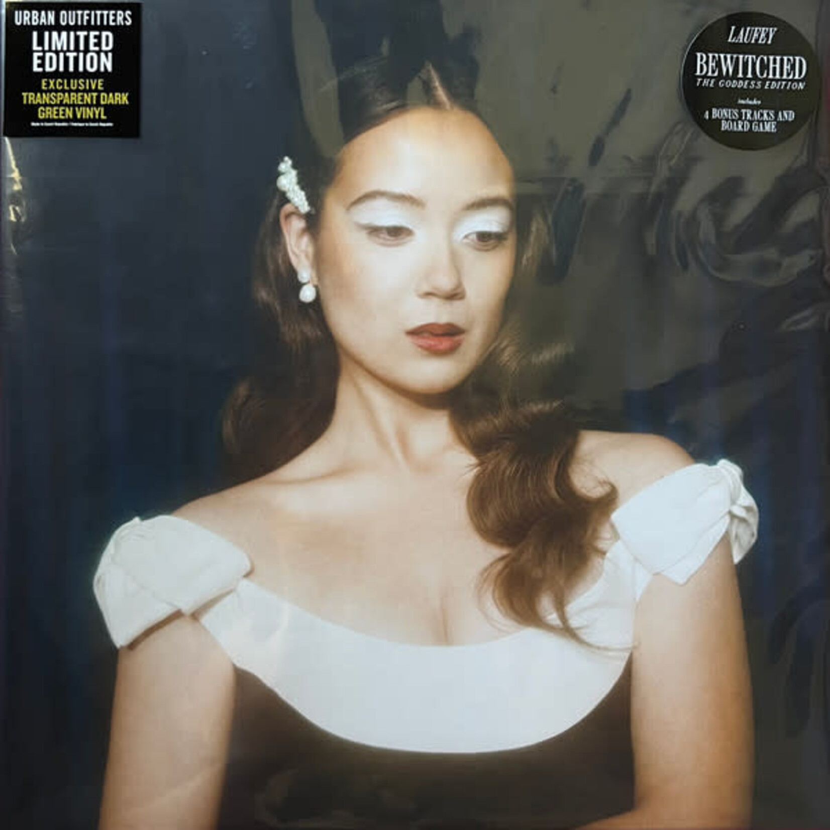 [Kollectible Vinyl] Laufey: Bewitched - The Goddess Edition (2024, USA, Ltd. Ed. Green, Sealed) [AWAL]