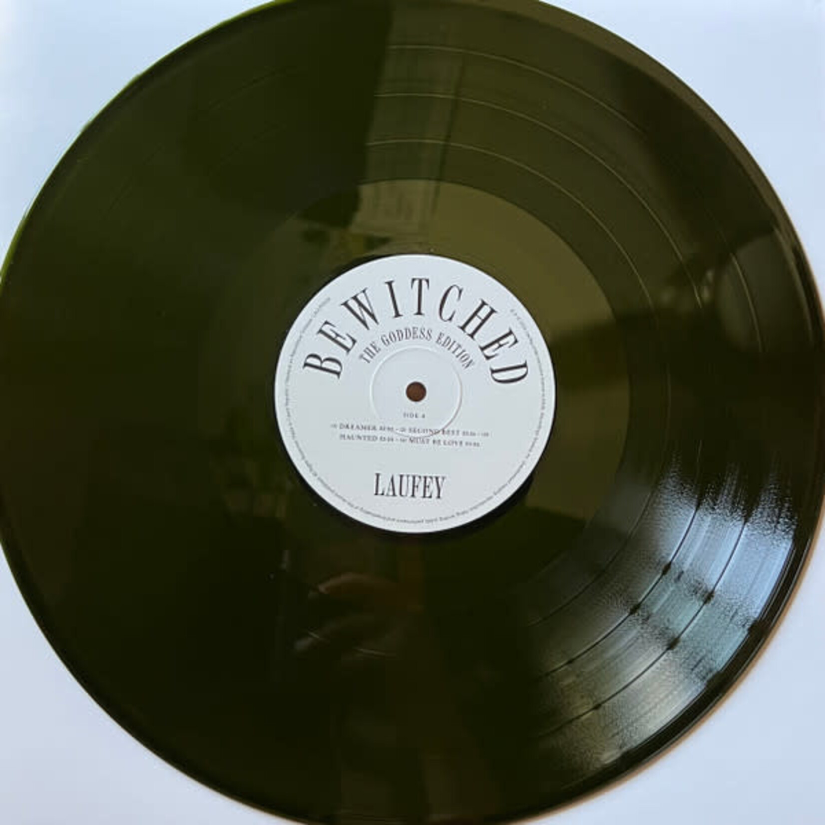 [Kollectible Vinyl] Laufey: Bewitched - The Goddess Edition (2024, USA, Ltd. Ed. Green, Sealed) [AWAL]