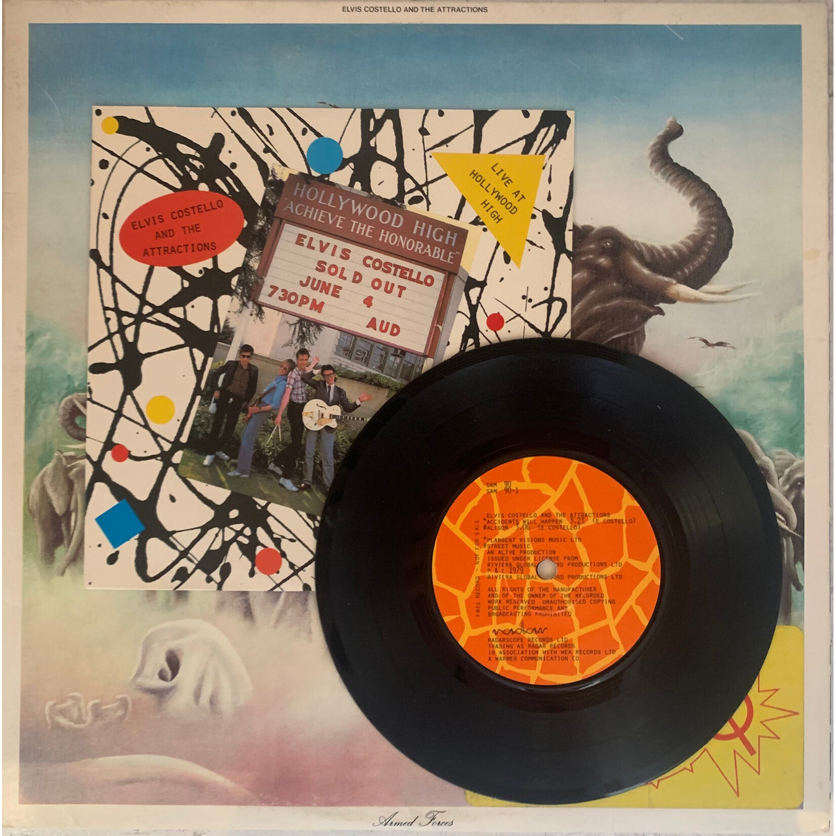 [Kollectible Vinyl] Costello, Elvis: Armed Forces (1979, UK, w/EP and Postcards, Ex) [RADARSCOPE]