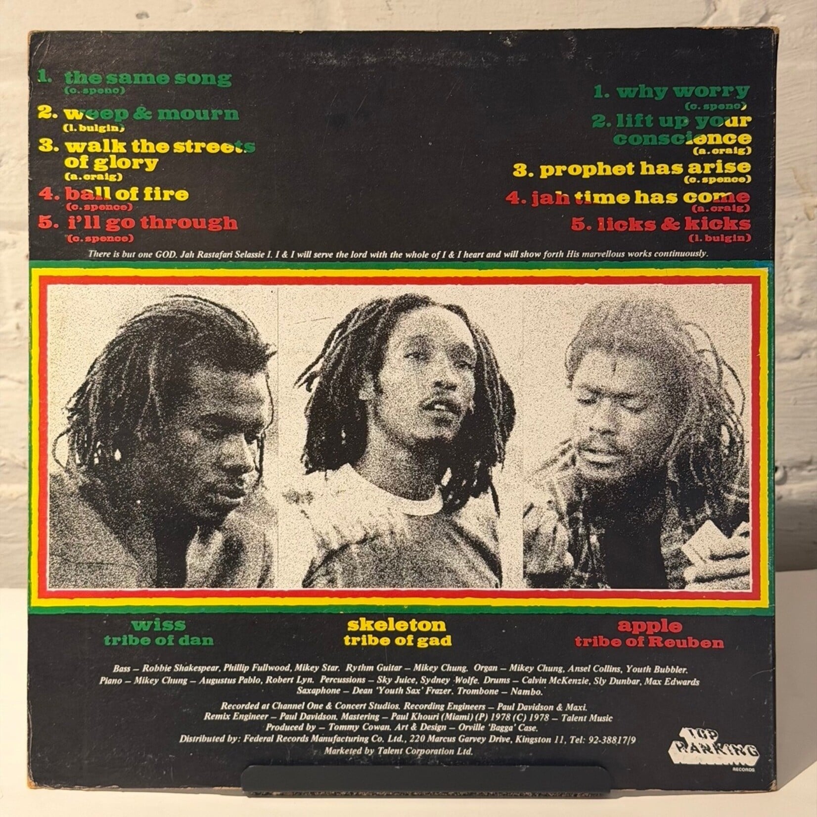 [Kollectible Vinyl] Israel Vibration: The Same Song (1978, JAMAICA, Dub Version, VG+) [TOP RANKING]