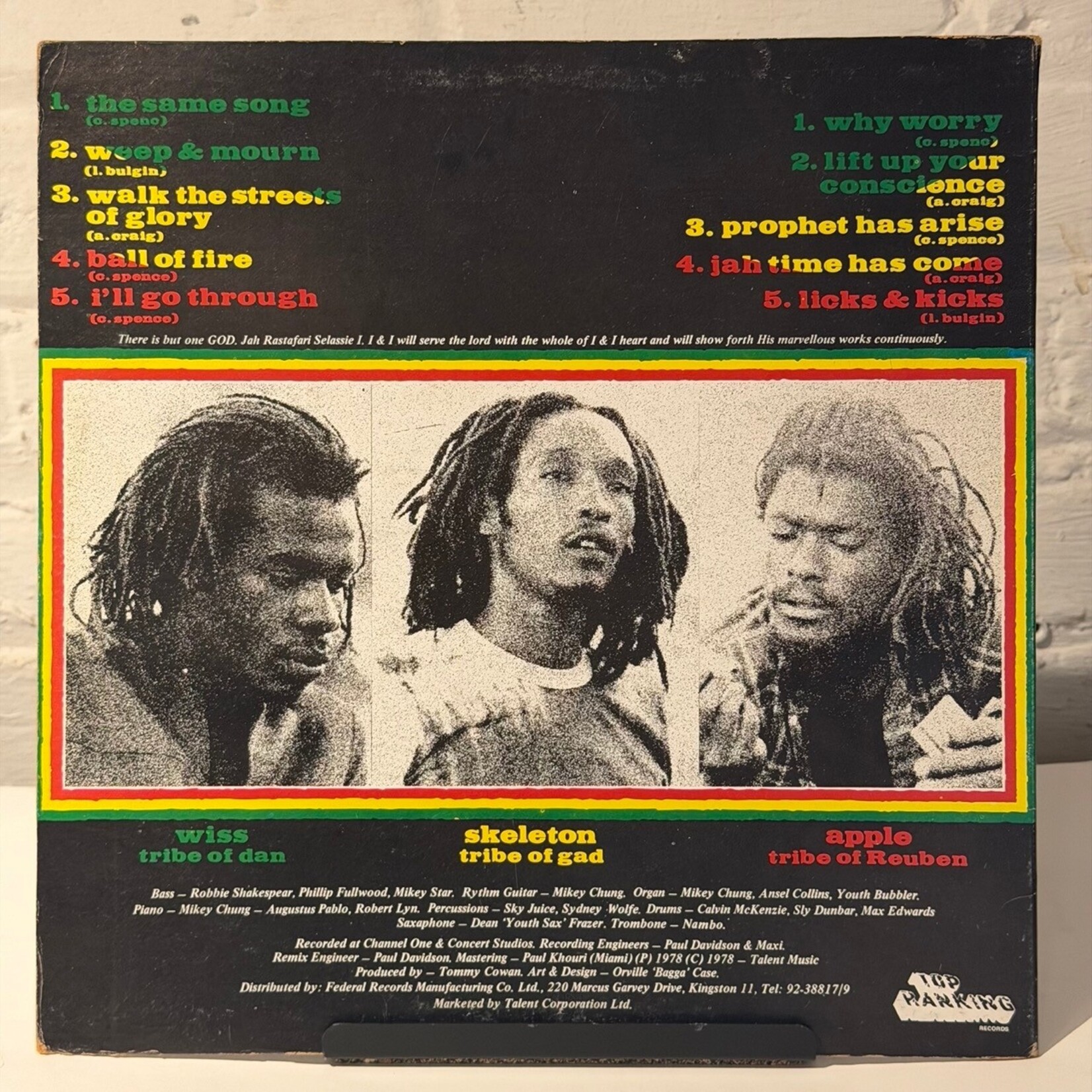 [Nick's Disk Pics] Israel Vibration: The Same Song (1978, JAMAICA, Dub Version, VG+) [TOP RANKING]