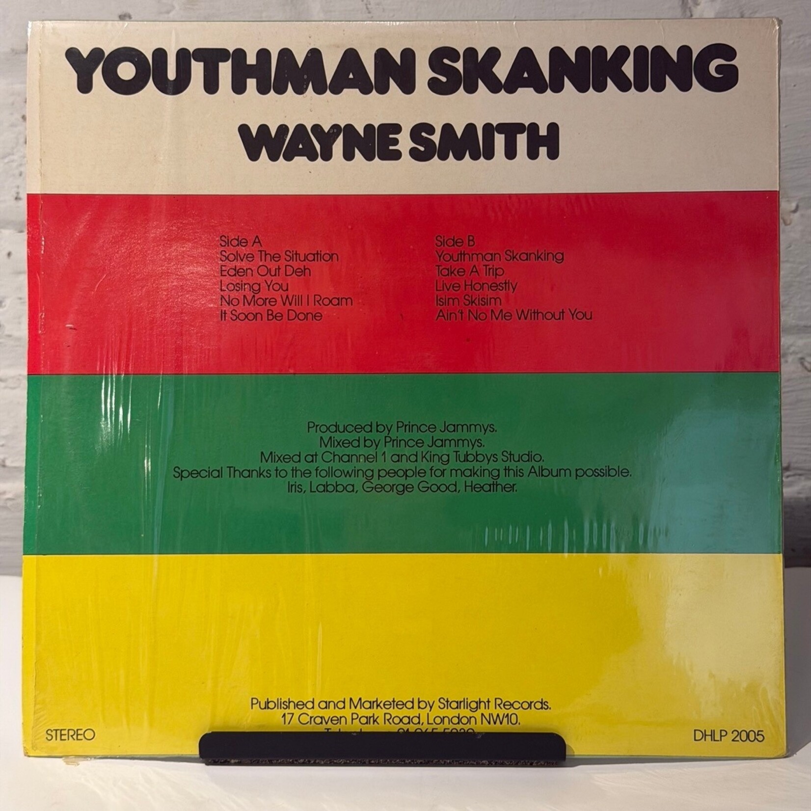 [Kollectible Vinyl] Wayne Smith: Youthman Skanking (1982, UK, In Shrink) [EX] [BLACK JOY]