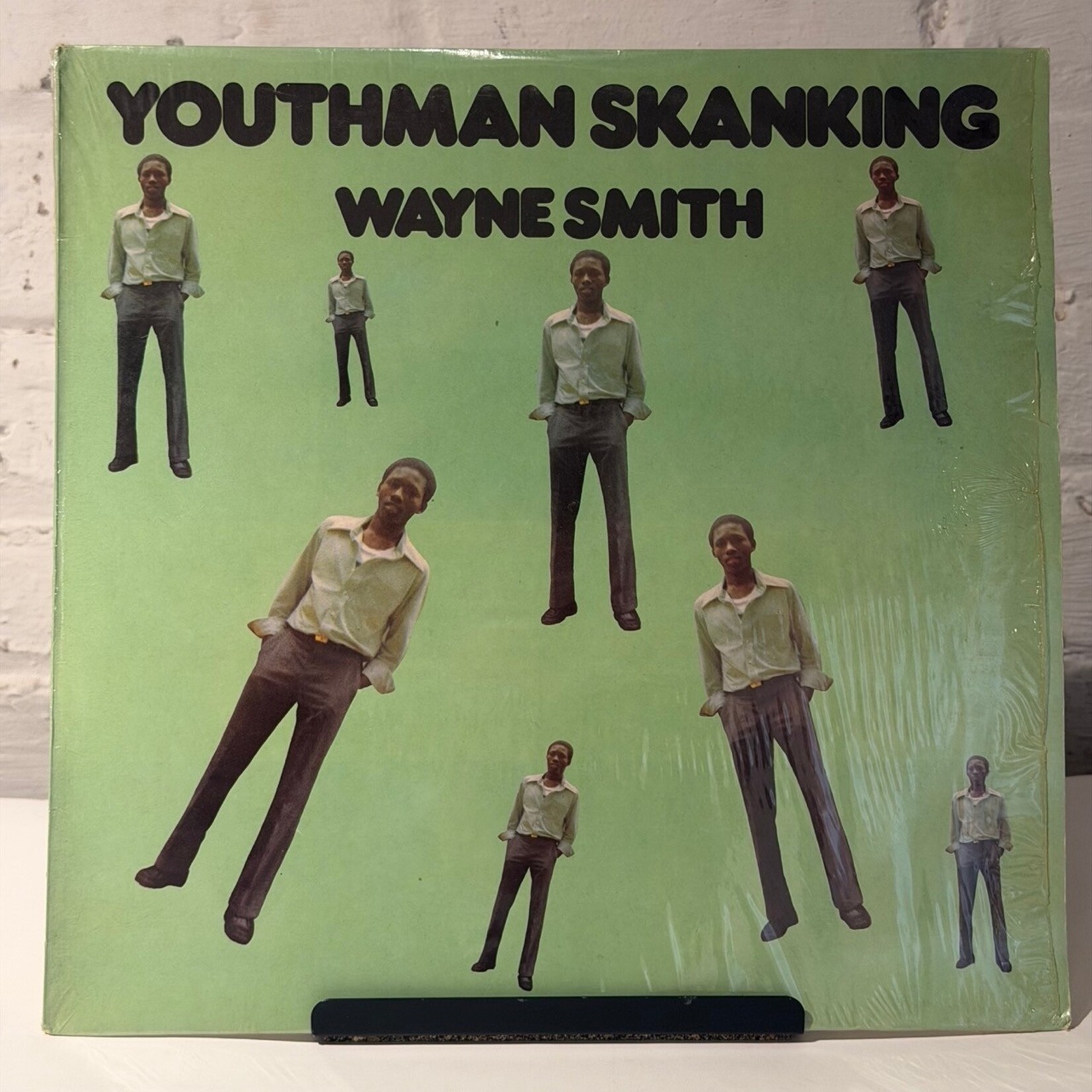 [Kollectible Vinyl] Wayne Smith: Youthman Skanking (1982, UK, In Shrink) [EX] [BLACK JOY]