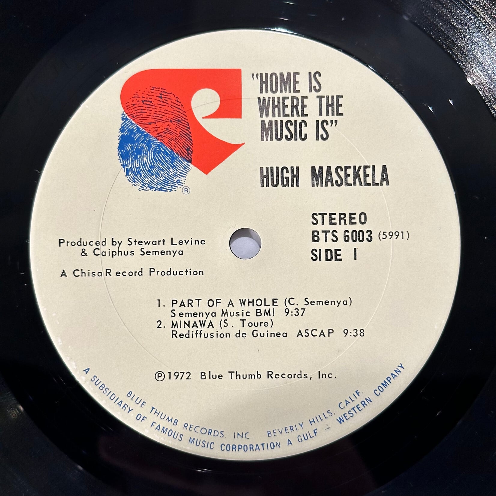 [Kollectible Vinyl] Masekela, Hugh: Home Is Where The Music Is (Cape Jazz, 1972, USA, VG+) [BLUE THUMB]