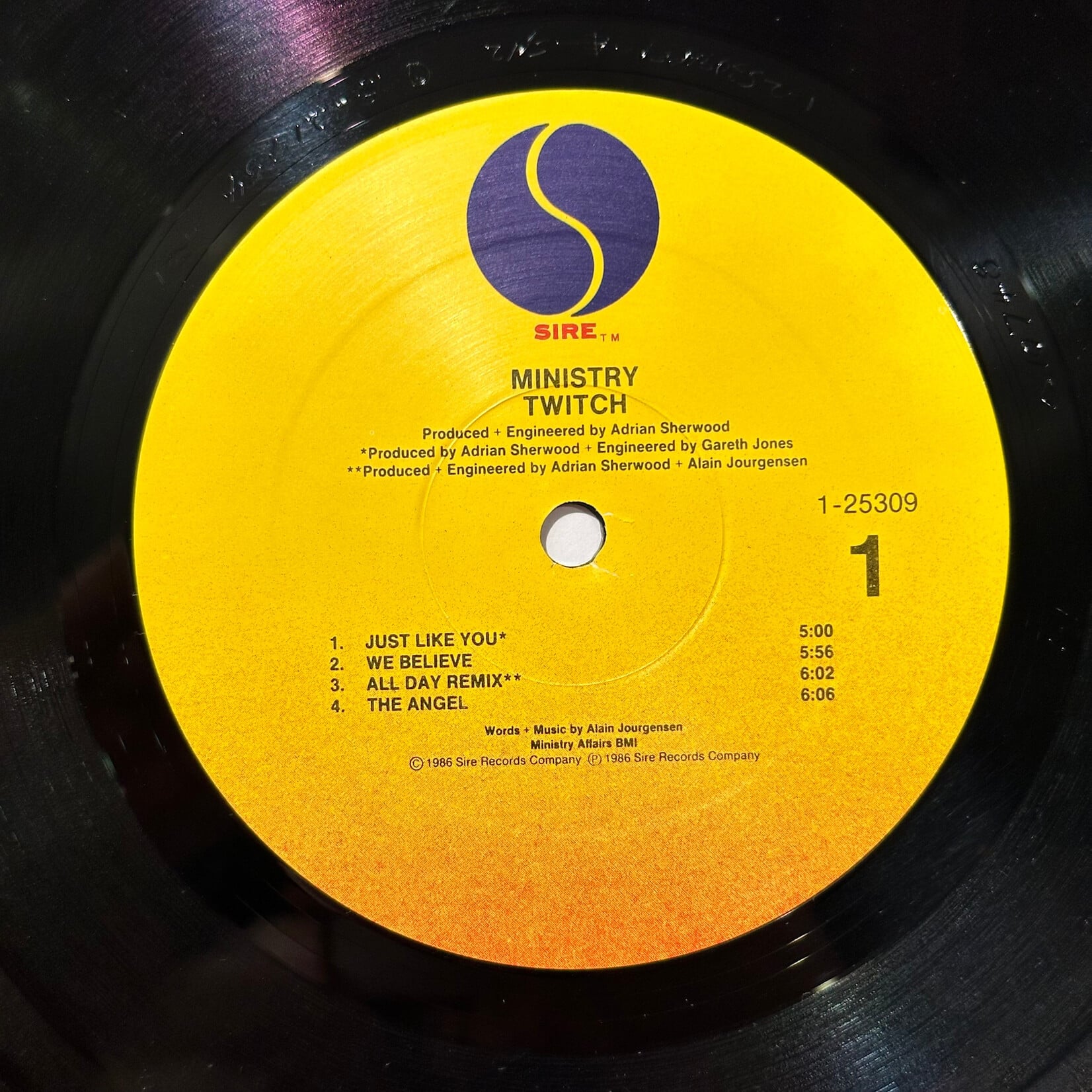 [Kollectible Vinyl] Ministry: Twitch (1986, USA, Gold Stamped Promo, Industrial, EX) [SIRE]