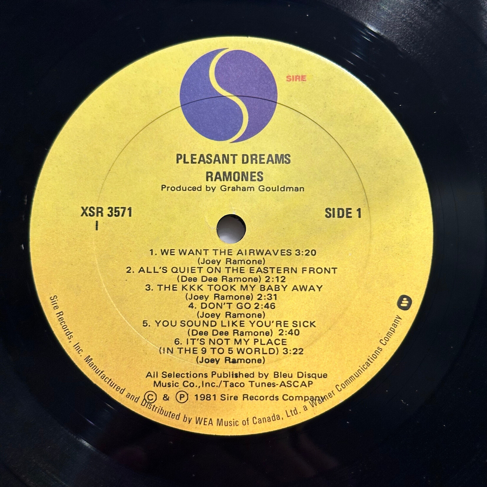 [Kollectible Vinyl] Ramones: Pleasant Dreams (1981, Canada, VG+) [SIRE]