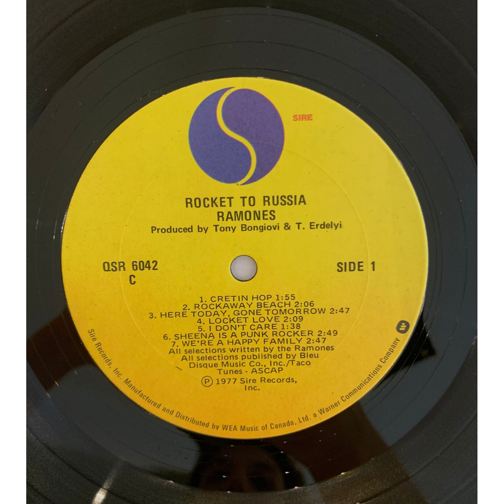[Kollectible Vinyl] Ramones: Rocket To Russia (1977, Canada, VG+) [SIRE]
