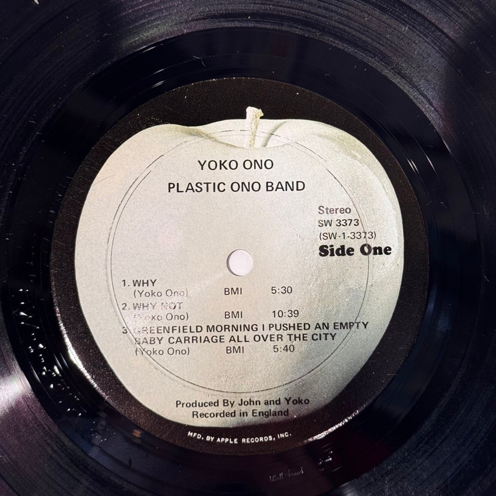 [Nick's Disk Pics] Ono, Yoko / Plastic Ono Band: Self-titled (1970, USA, Yoko Cover, VG+) [APPLE]