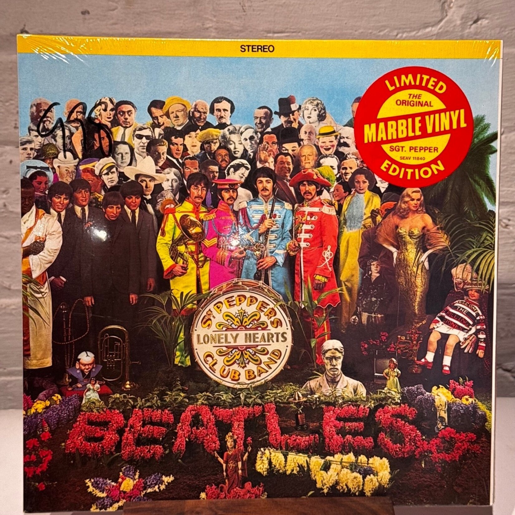 [Nick's Disk Pics] Beatles: Sgt. Pepper's Lonely Hearts Club Band (1978, Canada, Ltd Ed. Grey/Pink, Sealed) [CAPITOL]