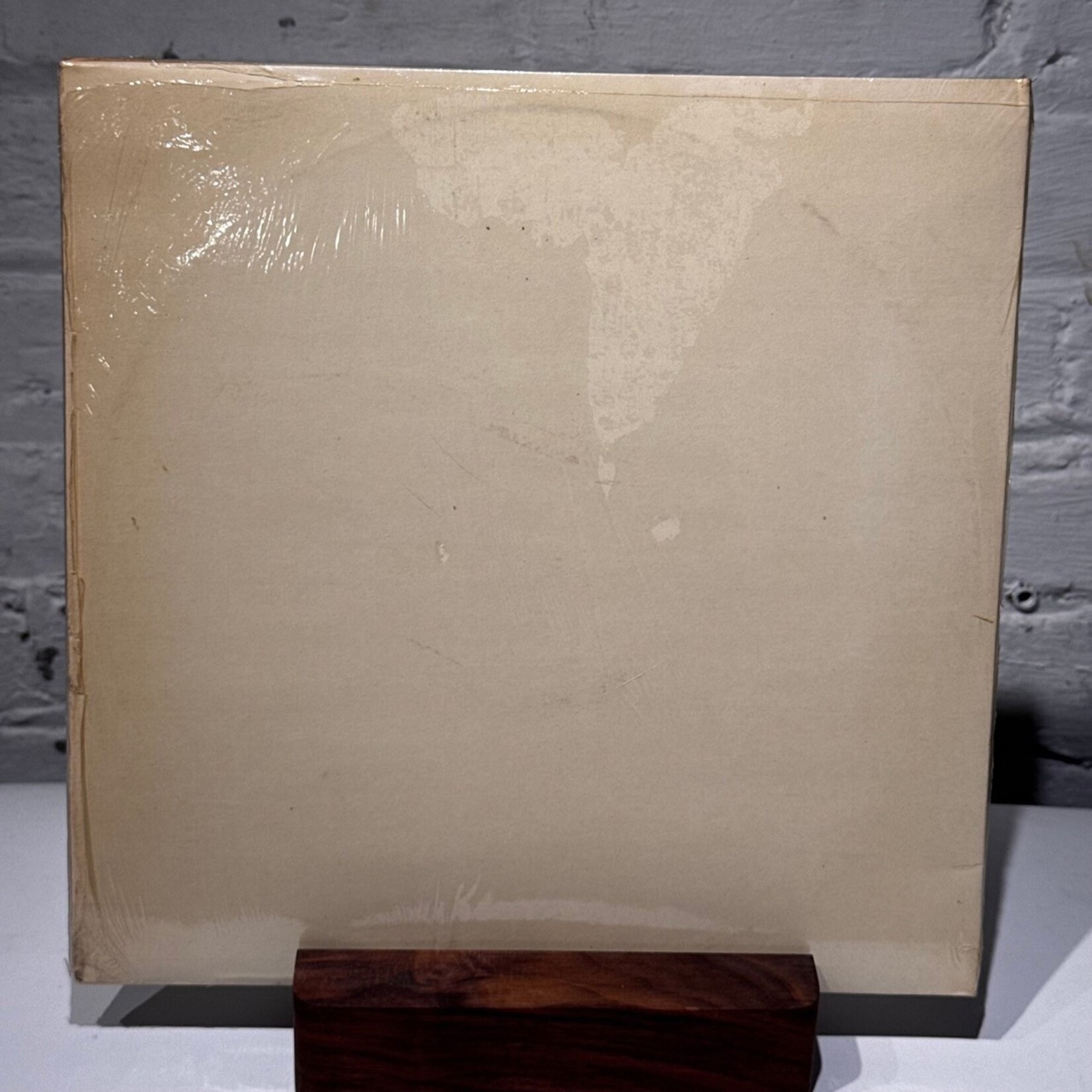 [Nick's Disk Pics] Beatles: Self-Titled - The White Album (1978, UK, Ltd Ed. White Vinyl, w/Hype + Insert, In Shrink, VG+) [APPLE]