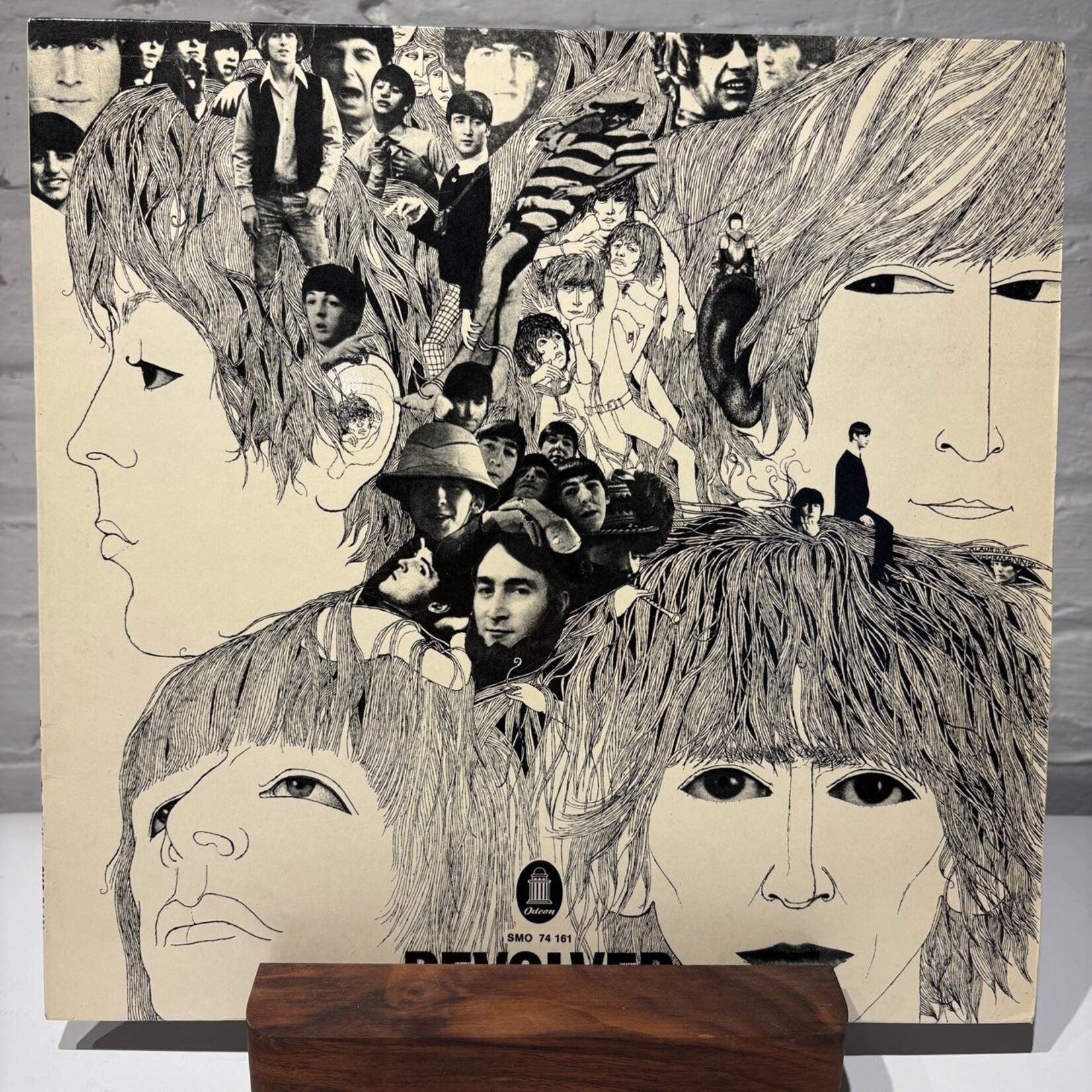 [Nick's Disk Pics] Beatles: Revolver (1966, Switzerland, Swiss Export Version, "I Want To Love You" Misprint, w/ Company Inner, VG+) [ODEON]