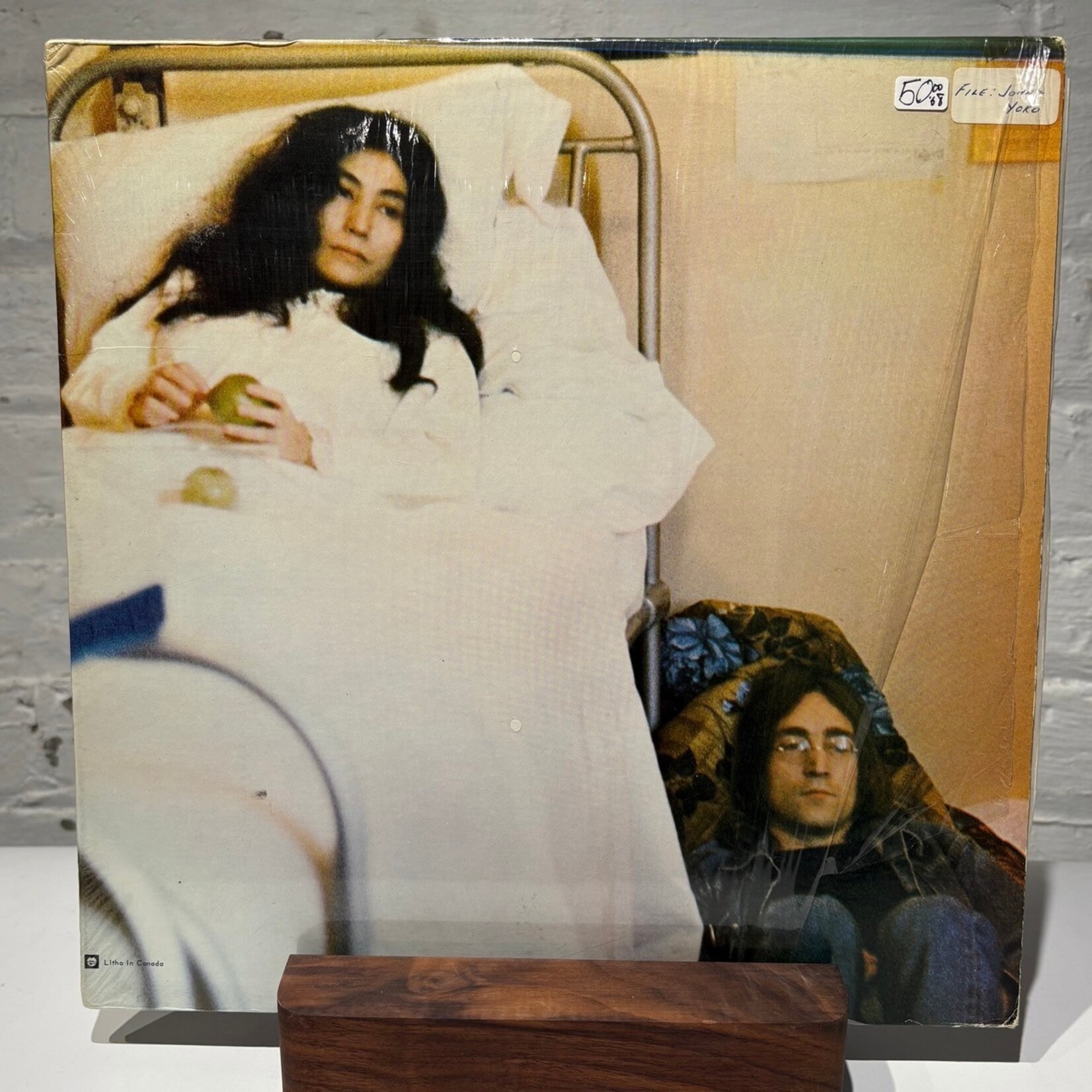 [Nick's Disk Pics] Lennon, John & Yoko Ono (Beatles): Unfinished Music No. 2 - Life With the Lions (1969, USA, w/ Insert, In Shrink, VG) [APPLE]