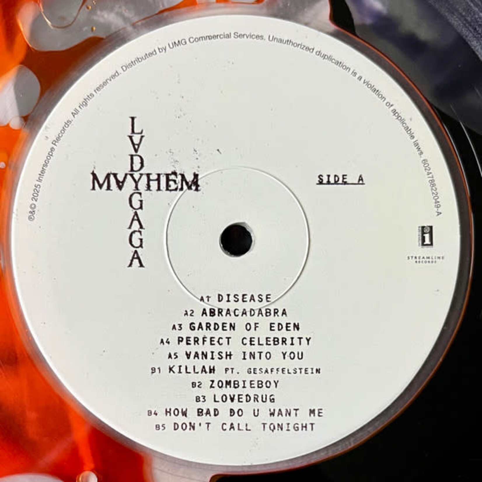 [Nick's Disk Pics] Lady Gaga: Mayhem (2025, UK, Liquid Filled, EX) [INTERSCOPE]