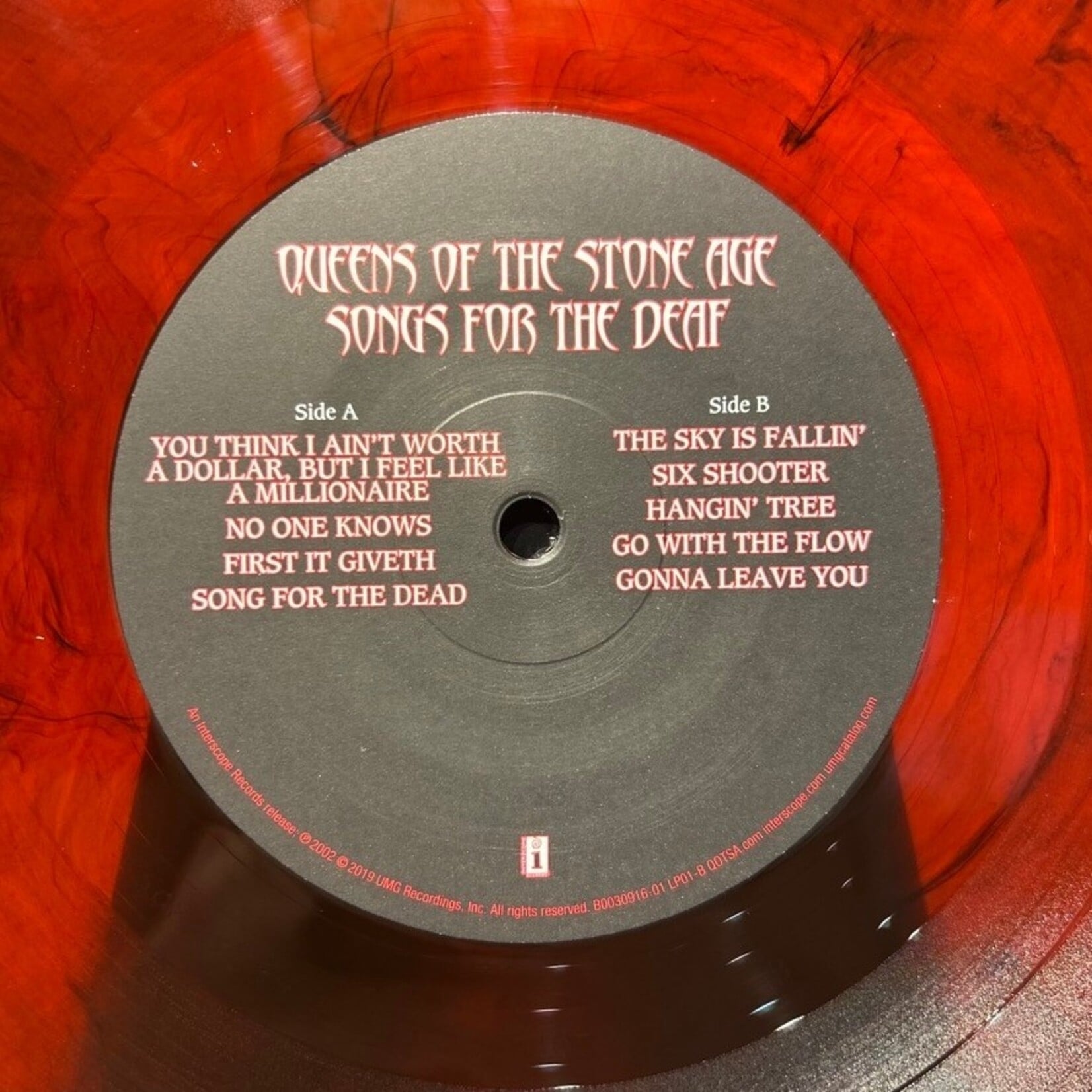 [Kollectible Vinyl] Queens of the Stone Age: Songs For The Deaf (2019, USA, Red/Black Inserts, Vinyl Me Please Edition, Ex) [INTERSCOPE]