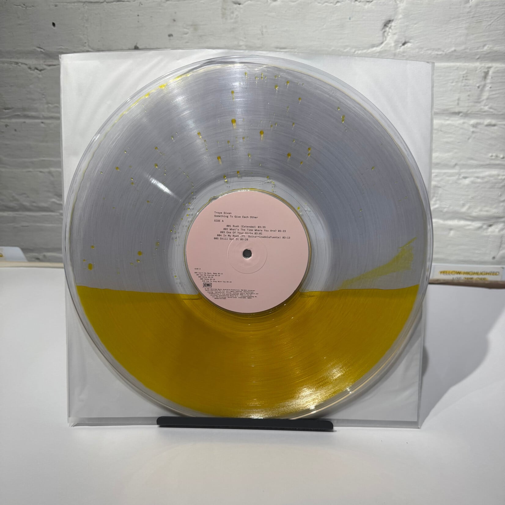 [Pop Girl] Sivan, Troye: Something To Give Each Other (2025, UK, Ltd. Ed. Honey Filled, Ex) [CAPITOL]
